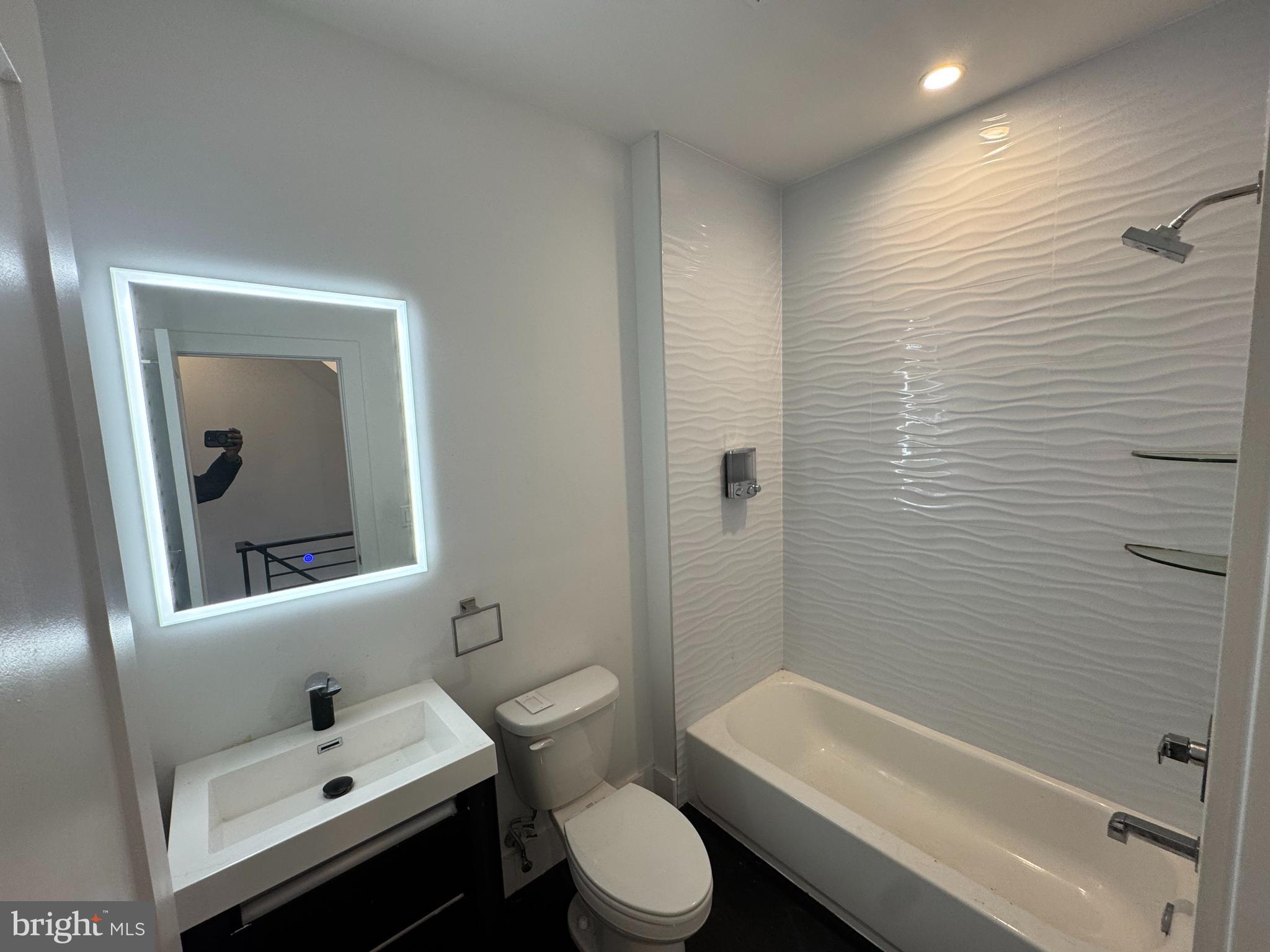 POINT BREEZE - Residential Lease