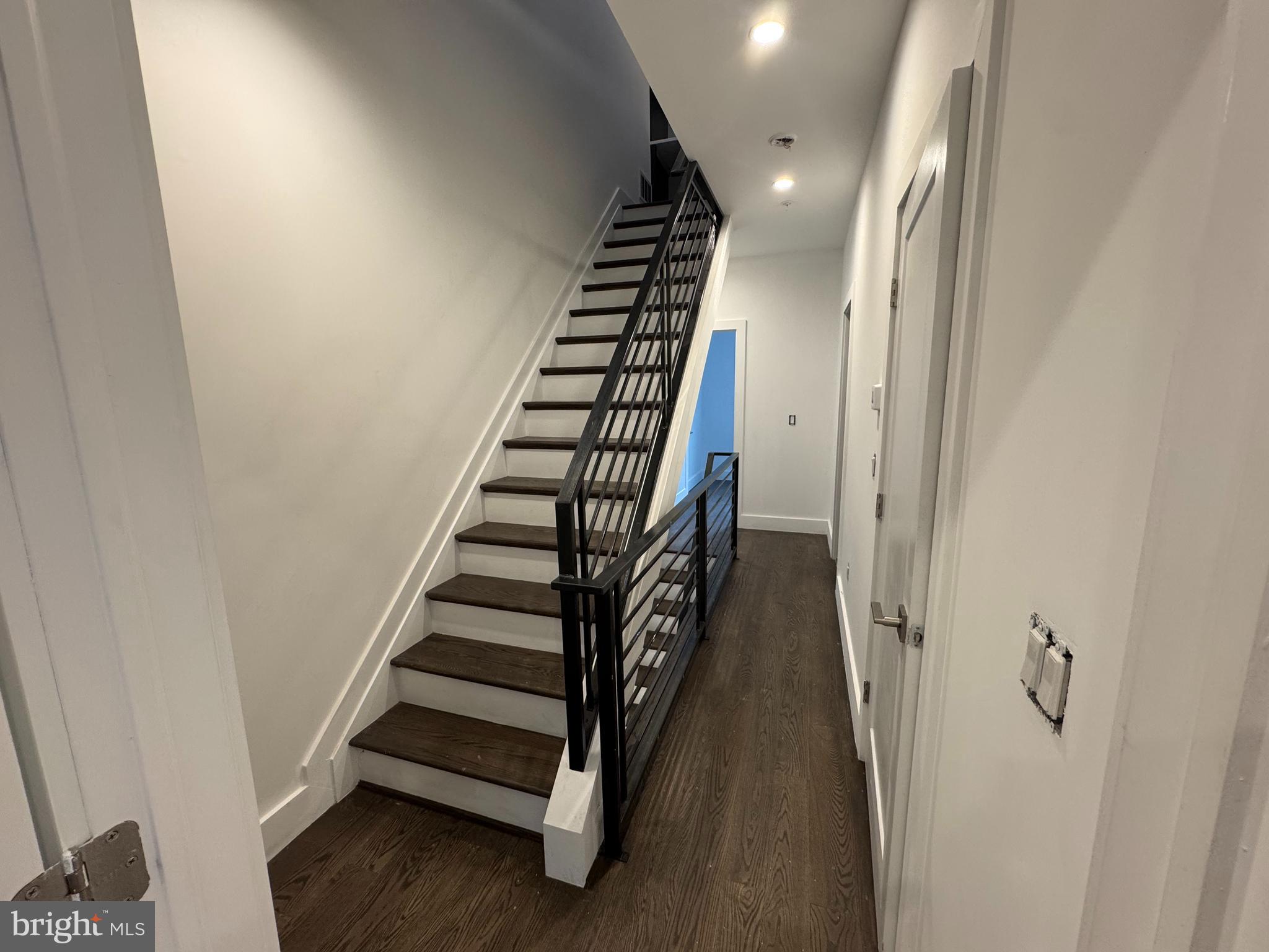 POINT BREEZE - Residential Lease