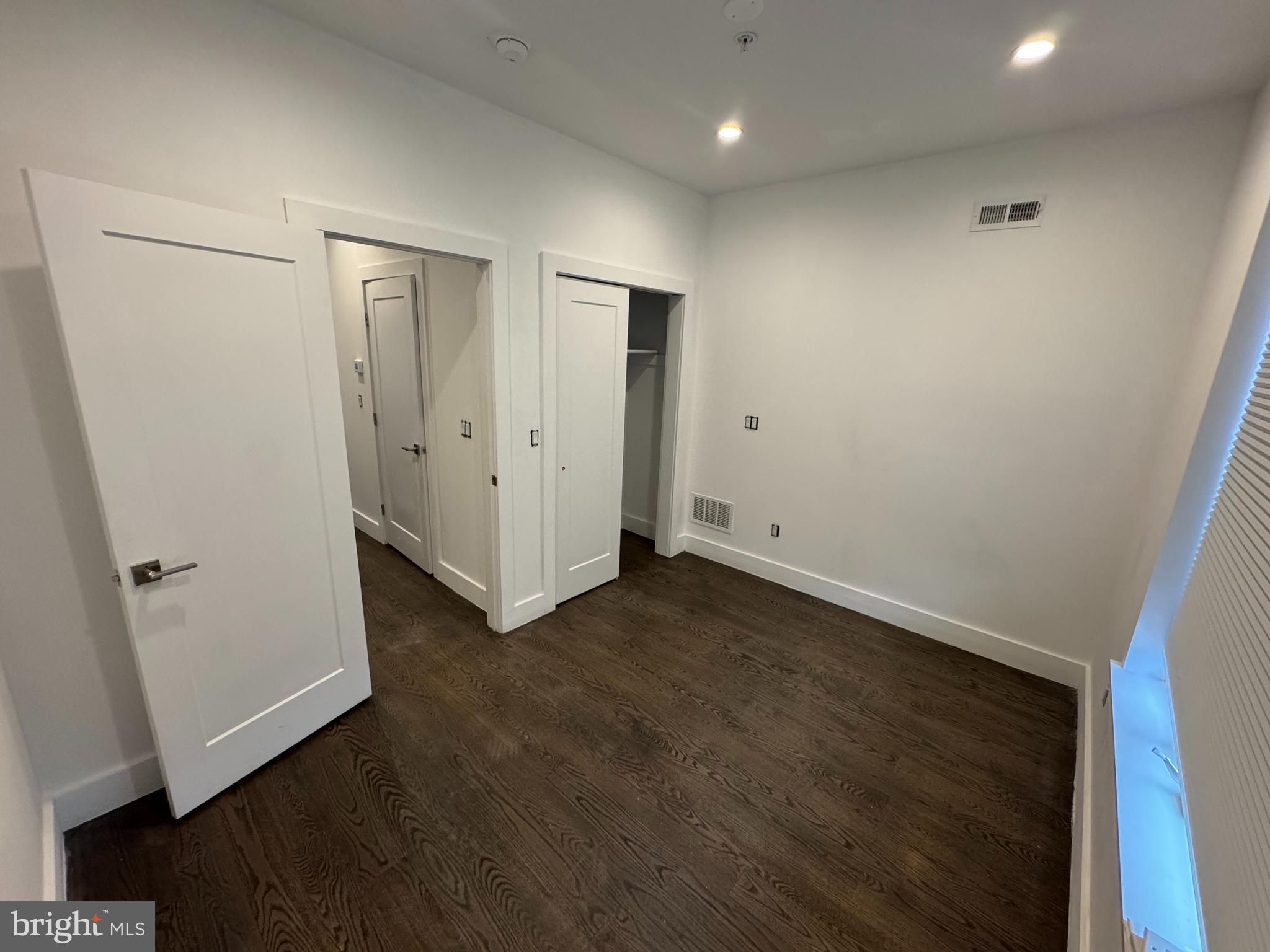 POINT BREEZE - Residential Lease