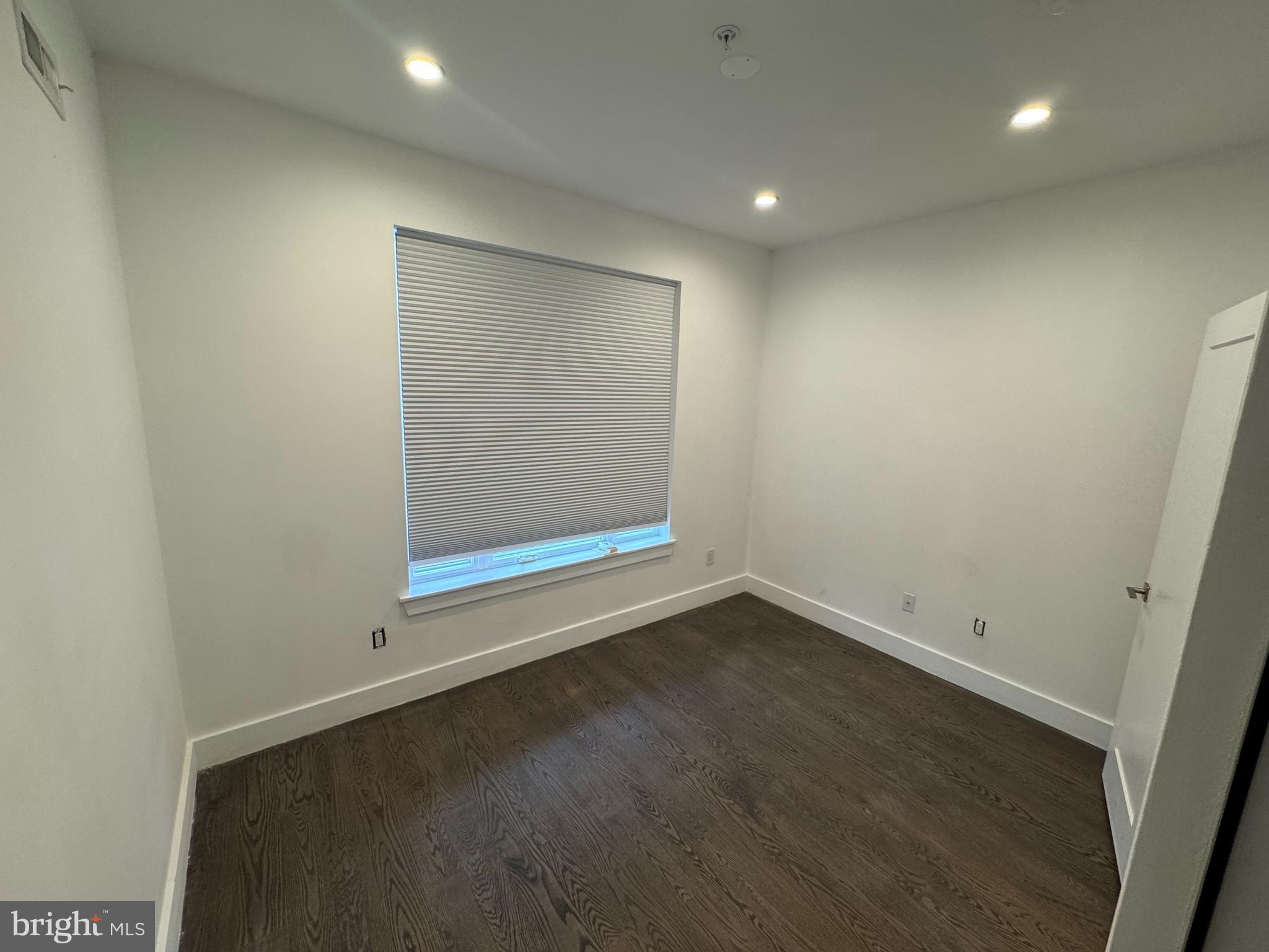 POINT BREEZE - Residential Lease