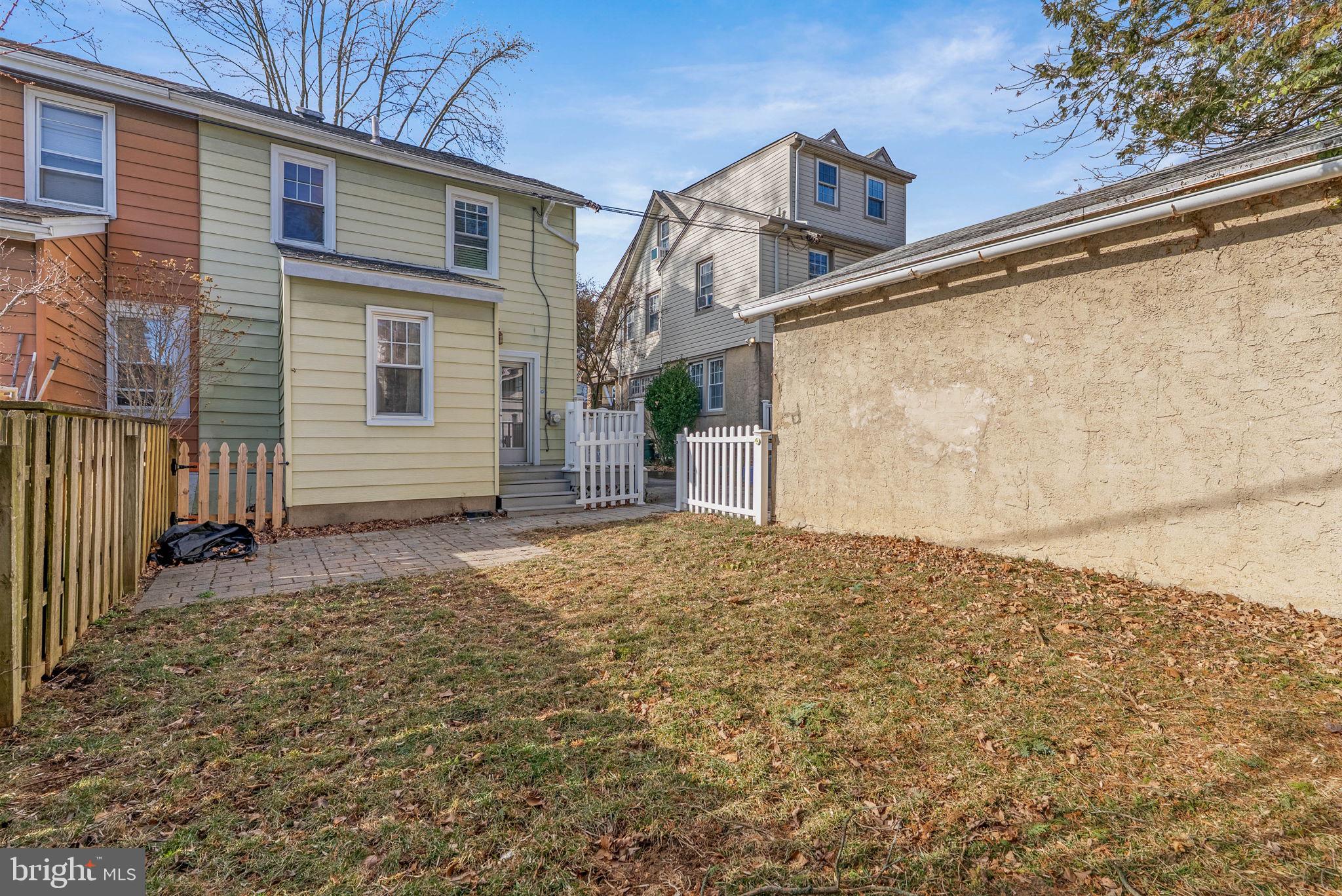 HAVERTOWN - Residential