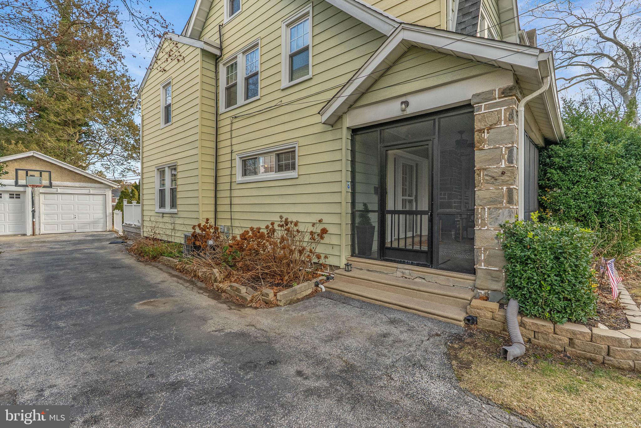HAVERTOWN - Residential