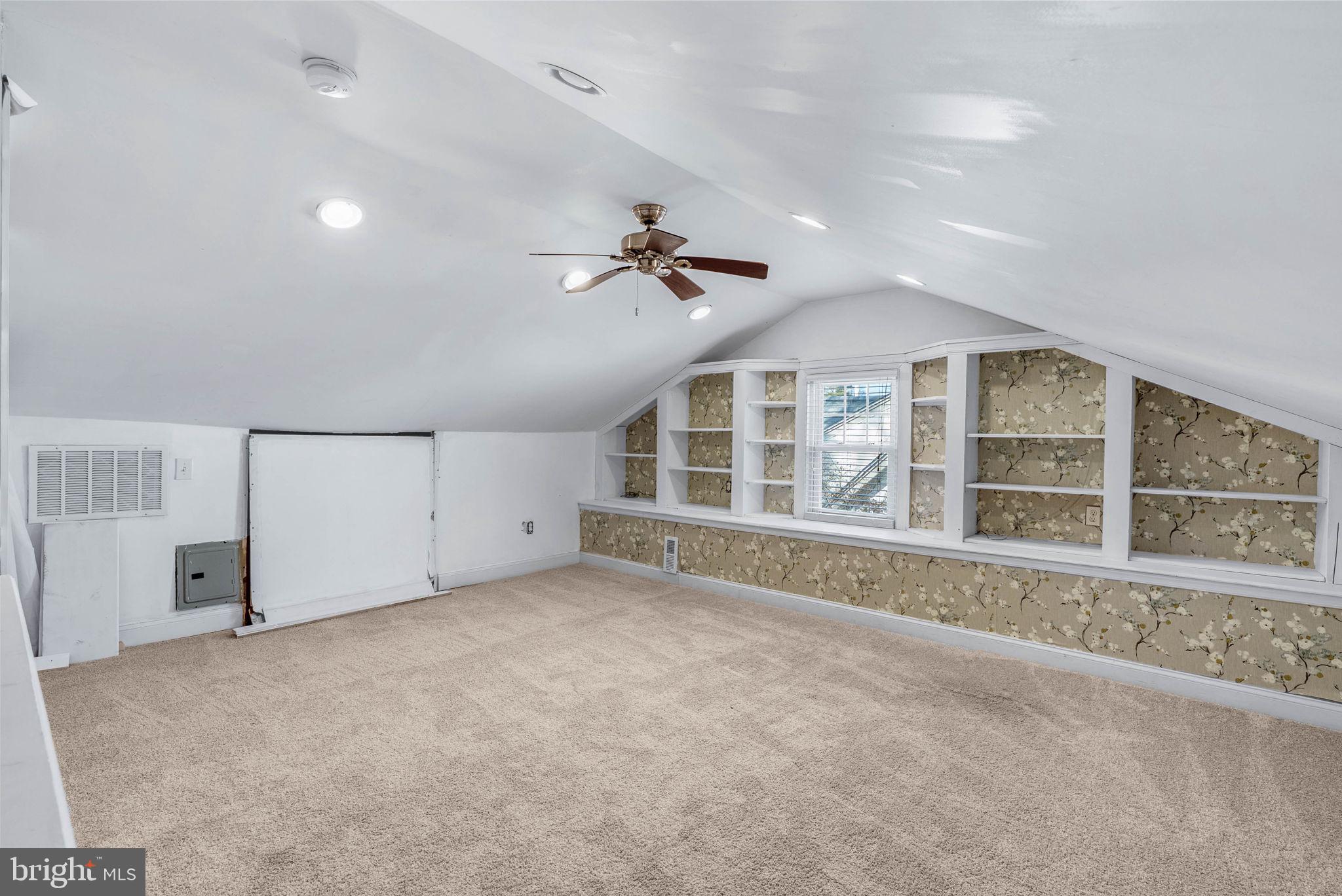 HAVERTOWN - Residential