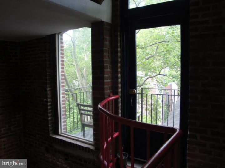 WASHINGTON SQ WEST - Residential Lease