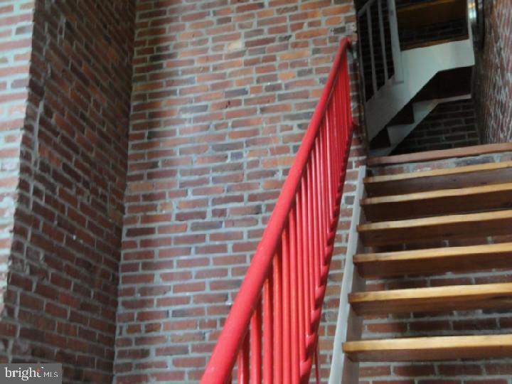 WASHINGTON SQ WEST - Residential Lease