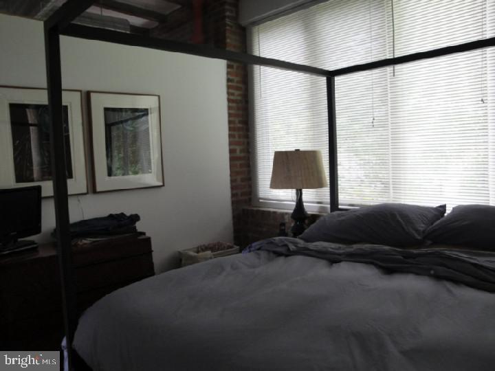 WASHINGTON SQ WEST - Residential Lease