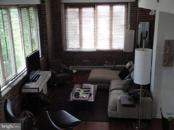 WASHINGTON SQ WEST - Residential Lease