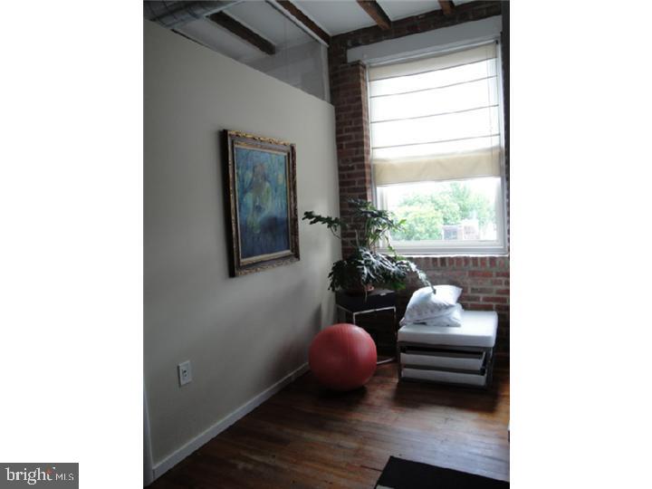 WASHINGTON SQ WEST - Residential Lease