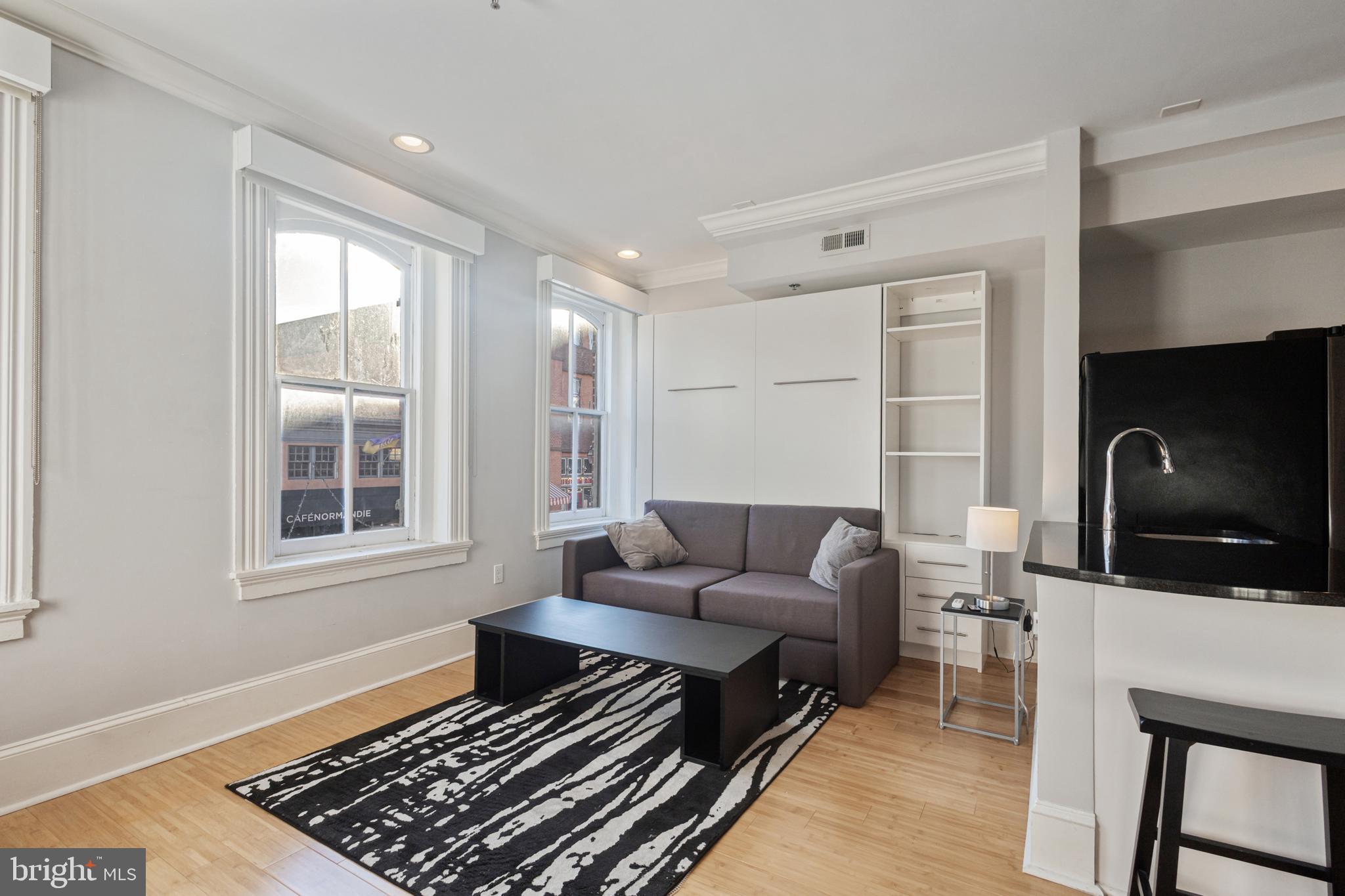 HISTORIC DISTRICT - Residential Lease