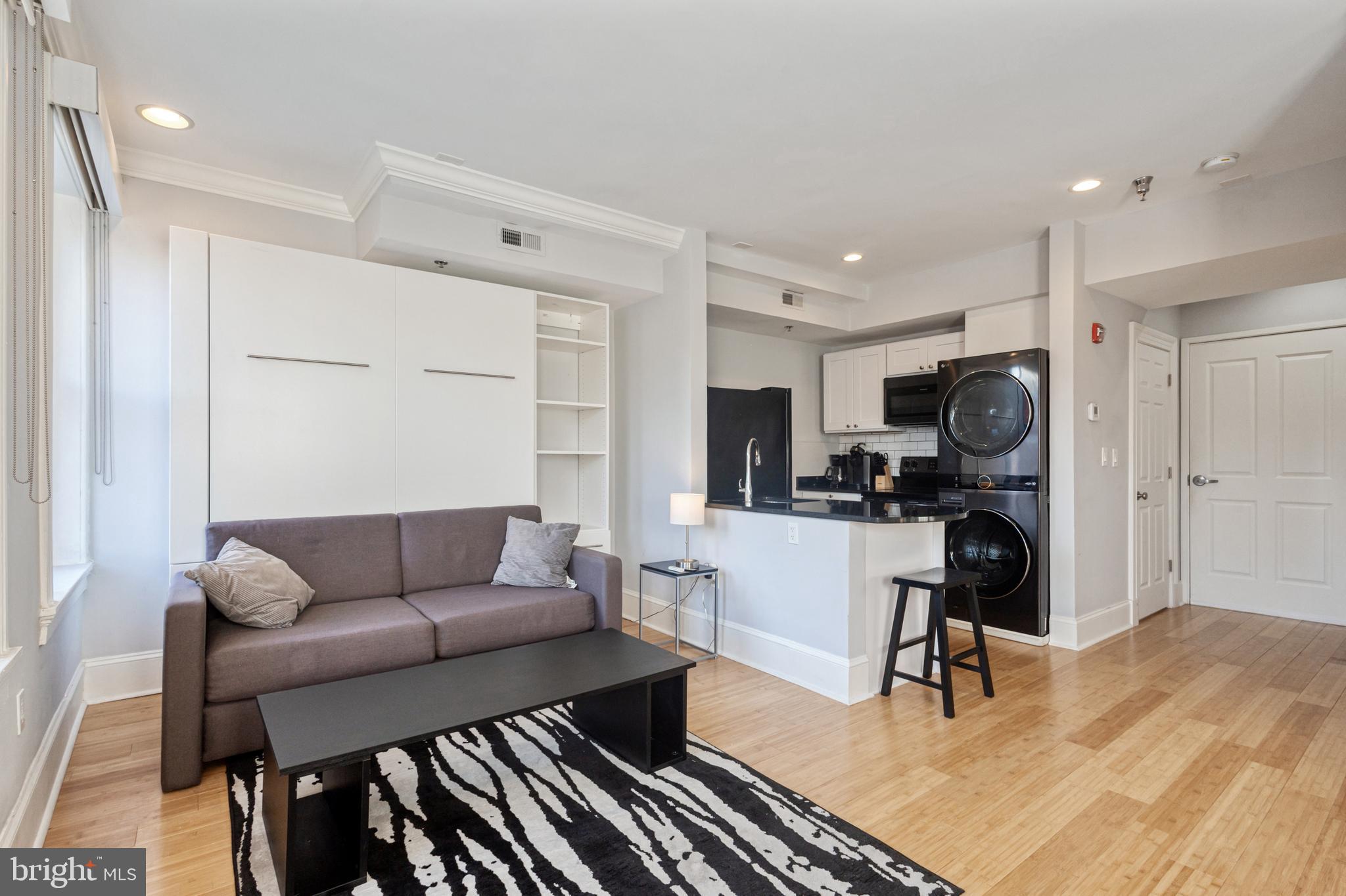 HISTORIC DISTRICT - Residential Lease