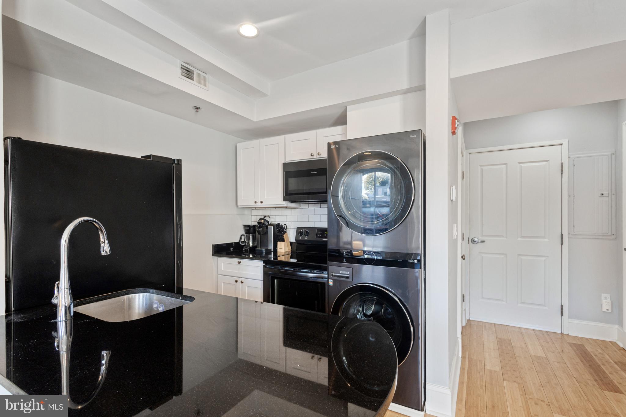 HISTORIC DISTRICT - Residential Lease