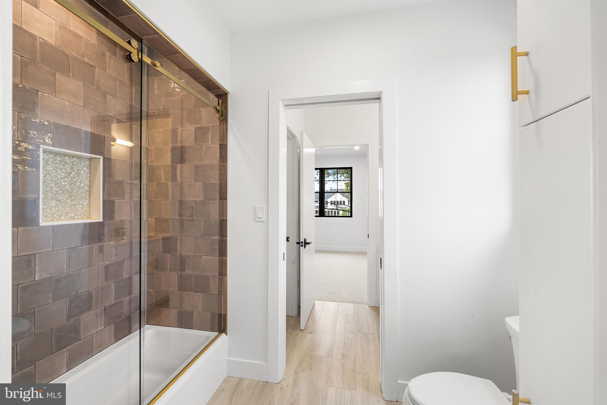 BELAMOUR - Residential