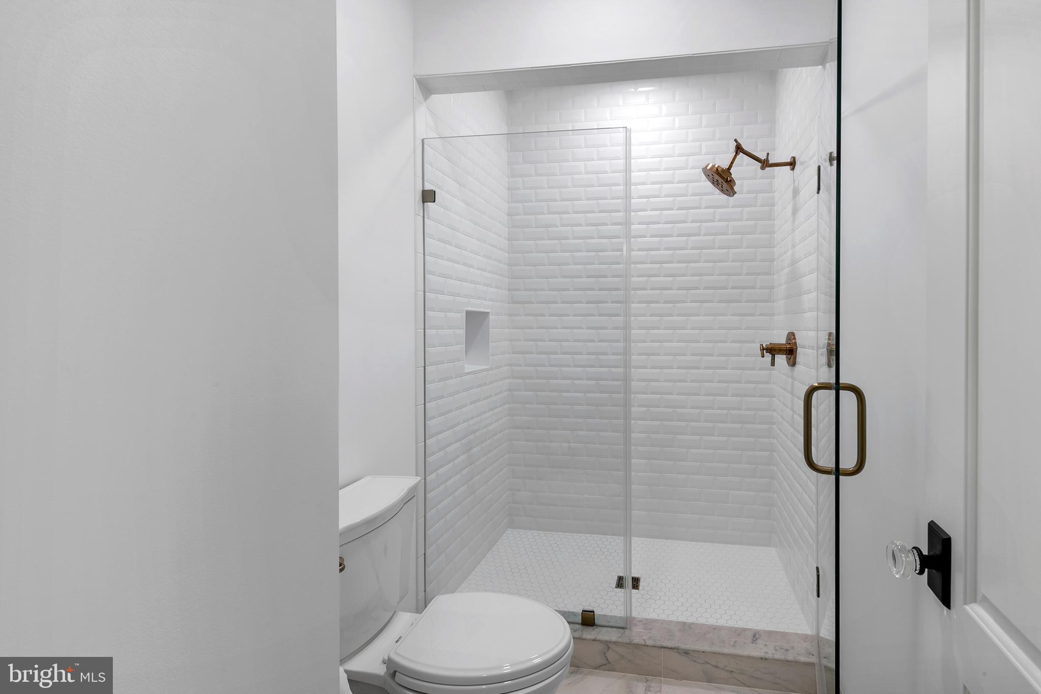 BELAMOUR - Residential