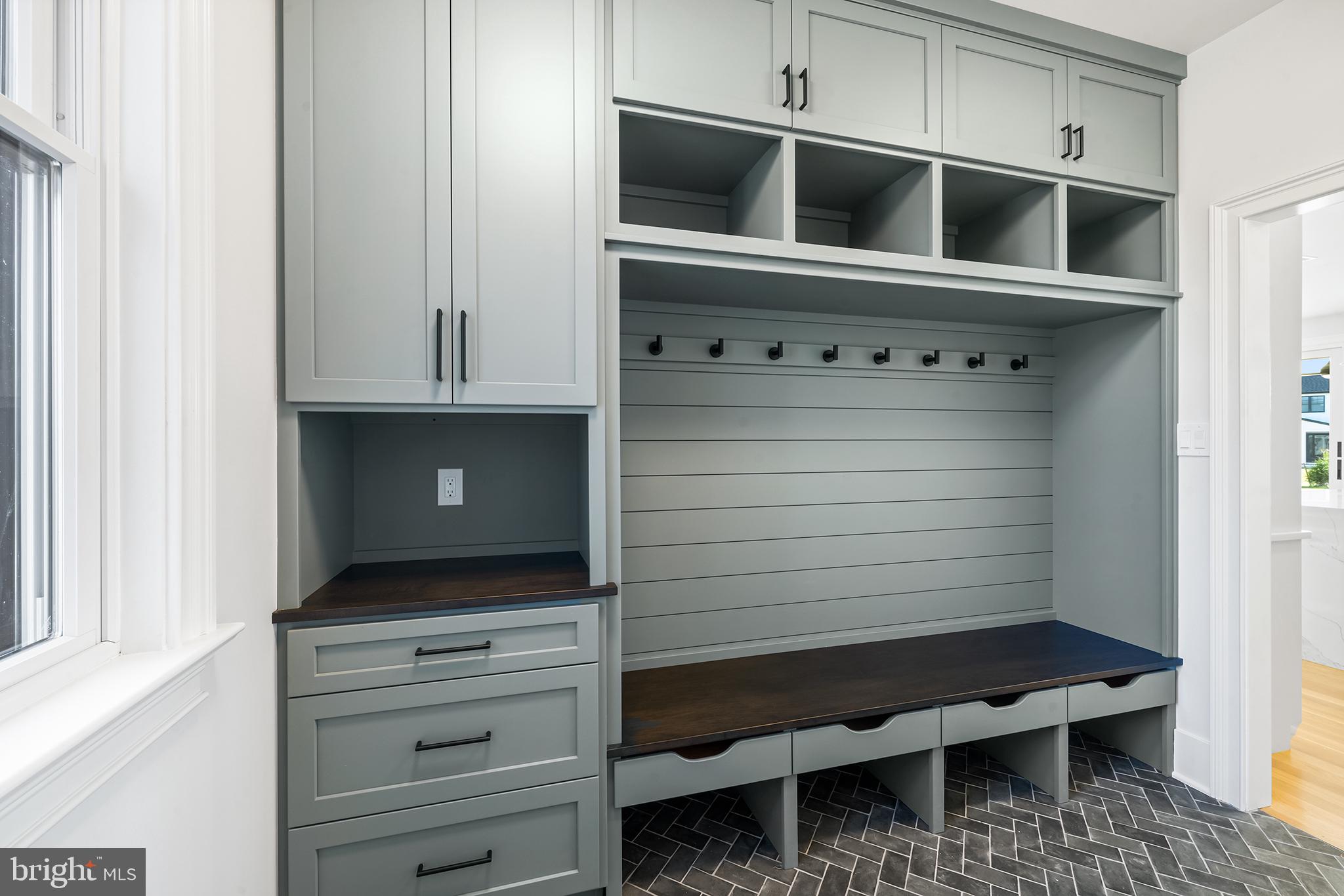 BELAMOUR - Residential