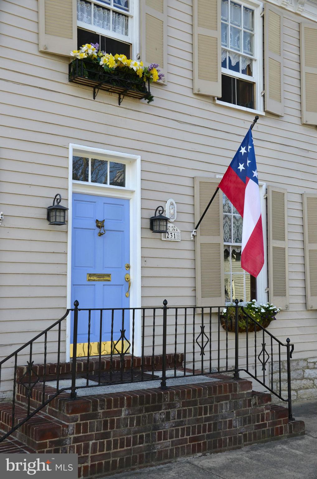 NONE AVAILABLE - Land