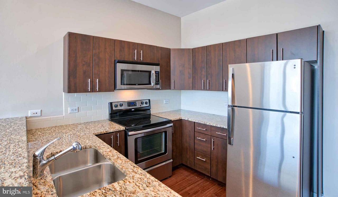 BELLA VISTA - Residential Lease