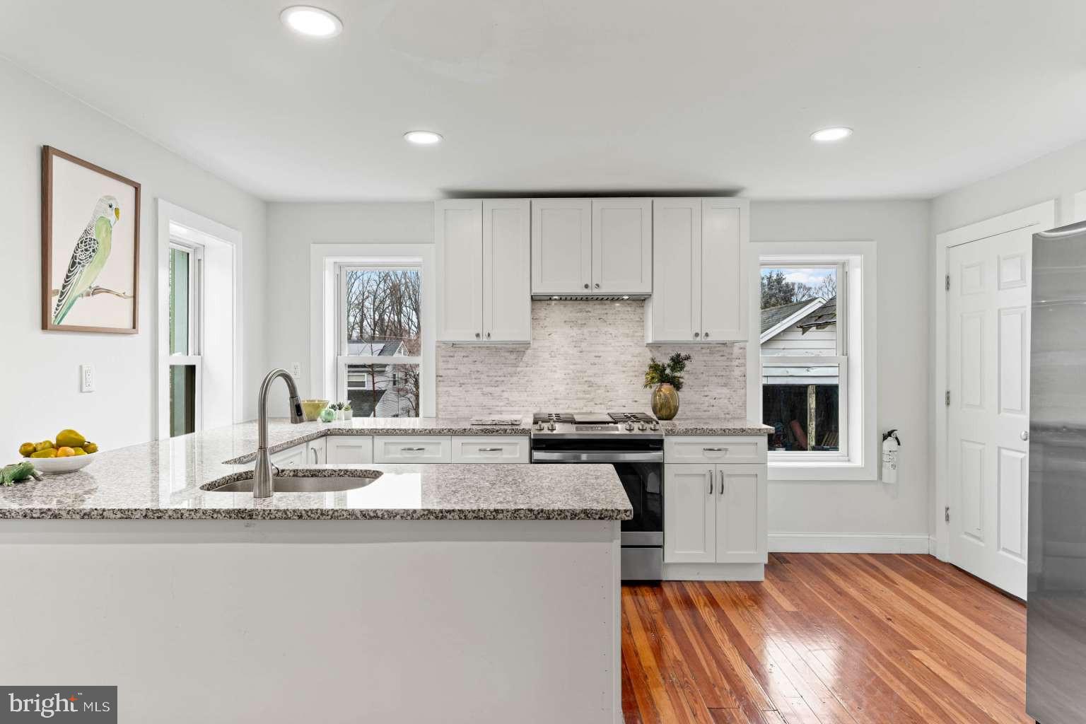 GARDEN CITY - Residential