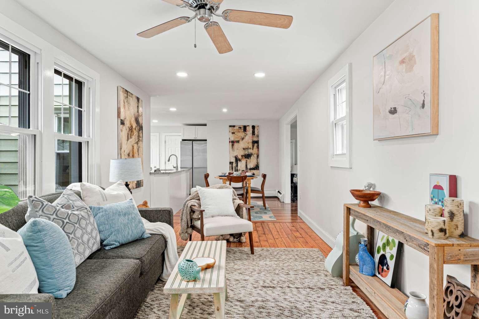 GARDEN CITY - Residential