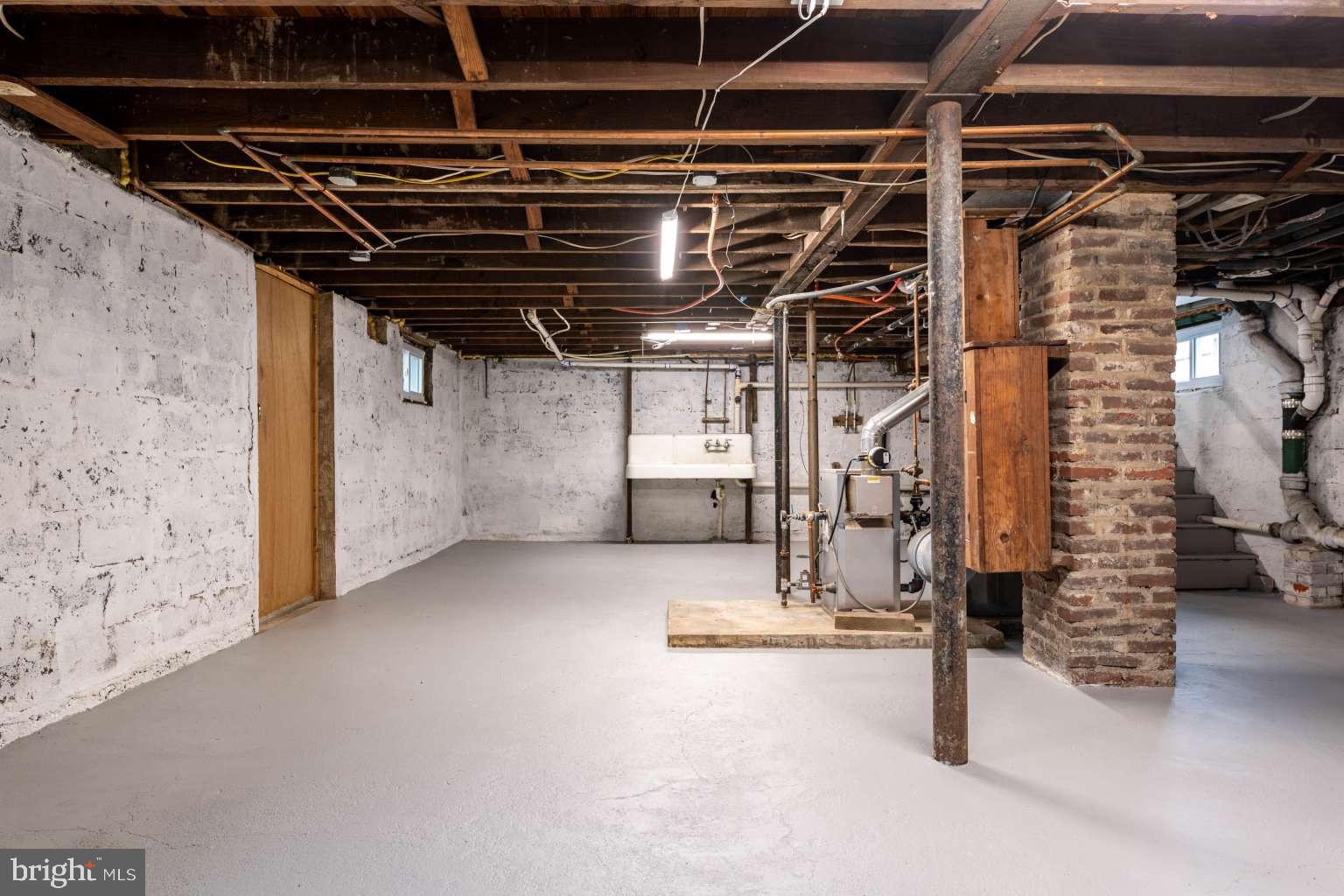 GARDEN CITY - Residential