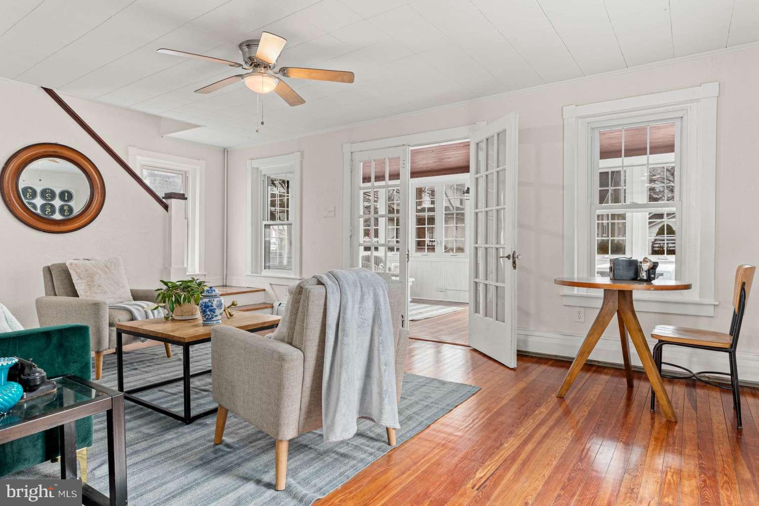 GARDEN CITY - Residential