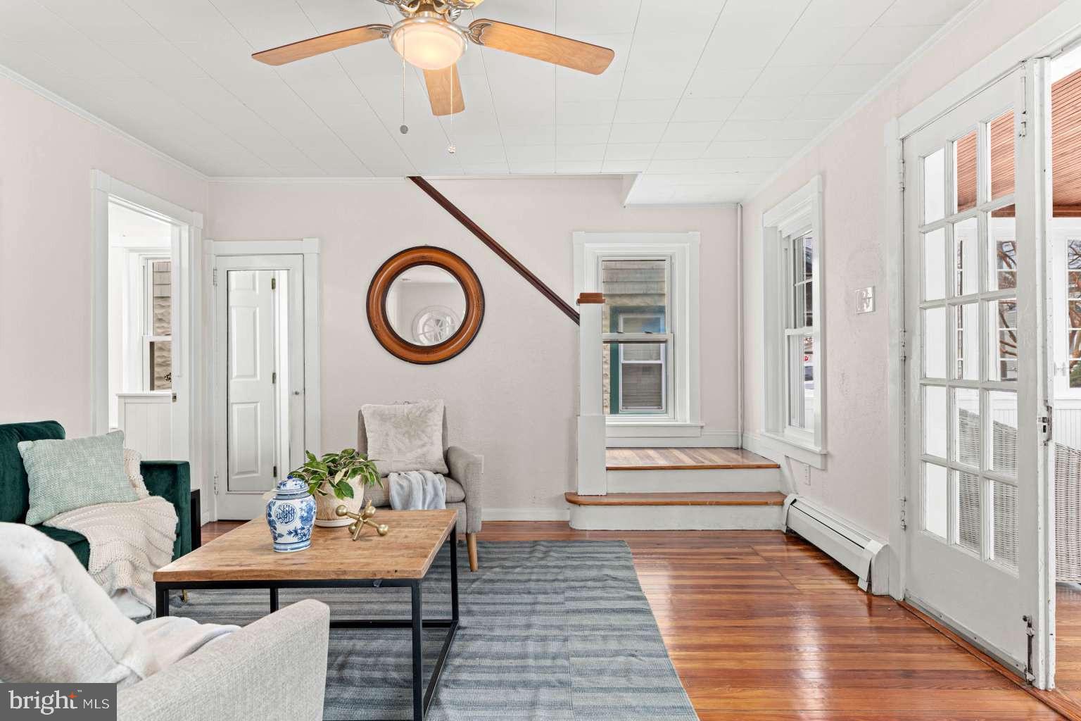 GARDEN CITY - Residential