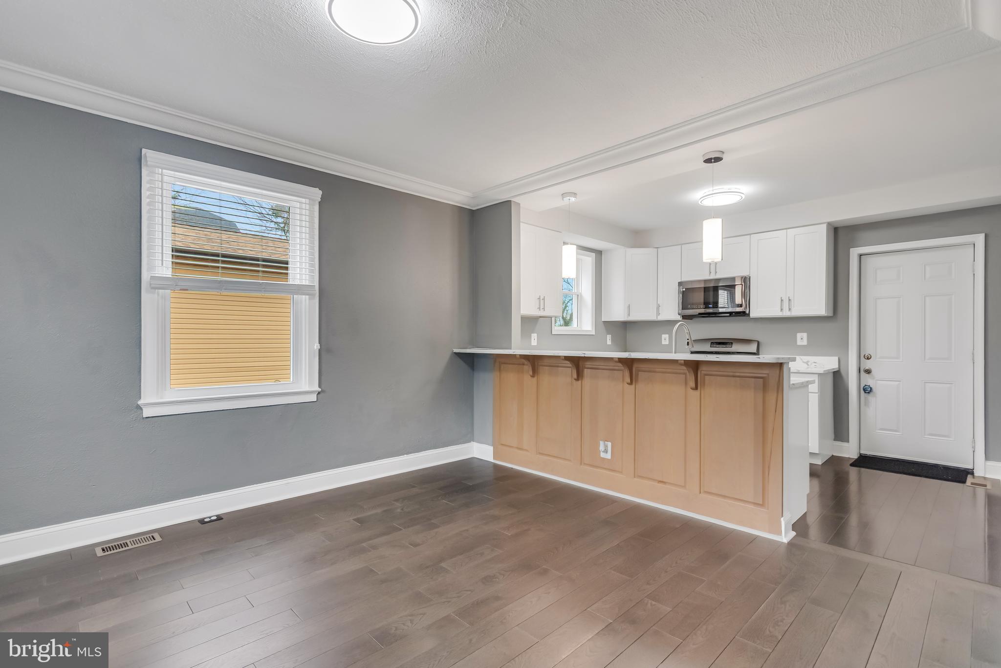 HILLSDALE ESTATES - Residential