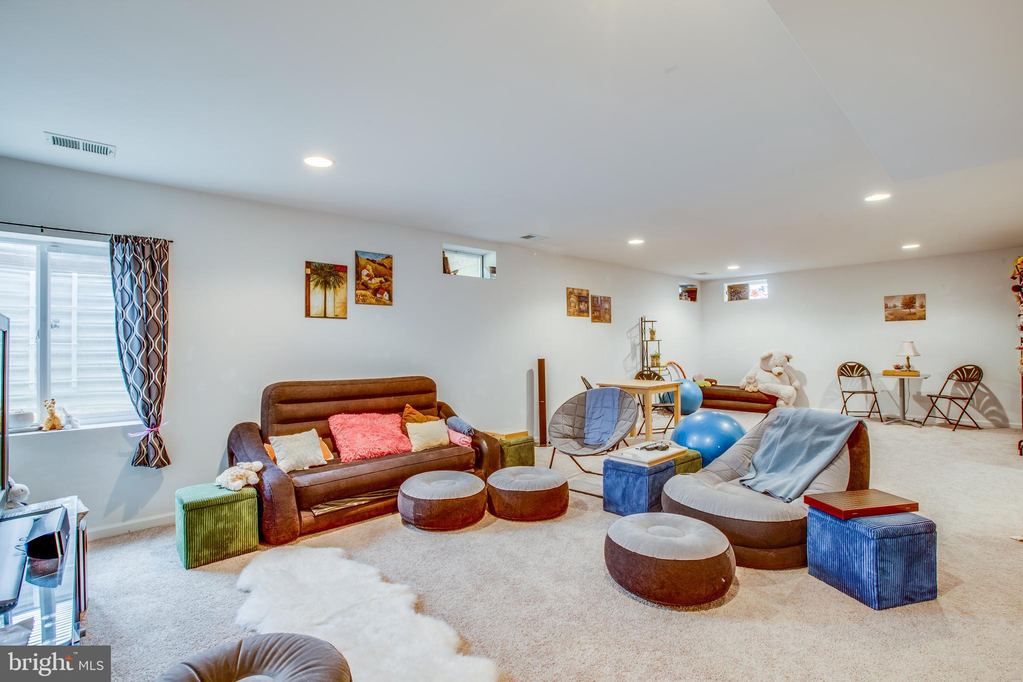 VILLAGE OF IDLEWILD - Residential Lease