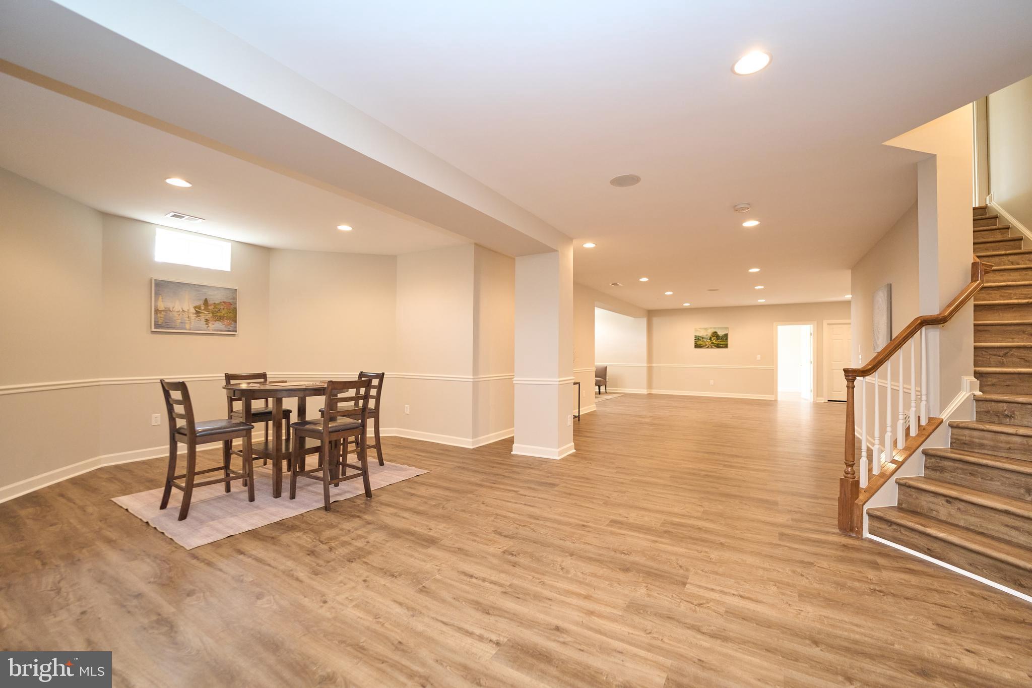 HOLLY RIDGE AT LAWNVALE - Residential