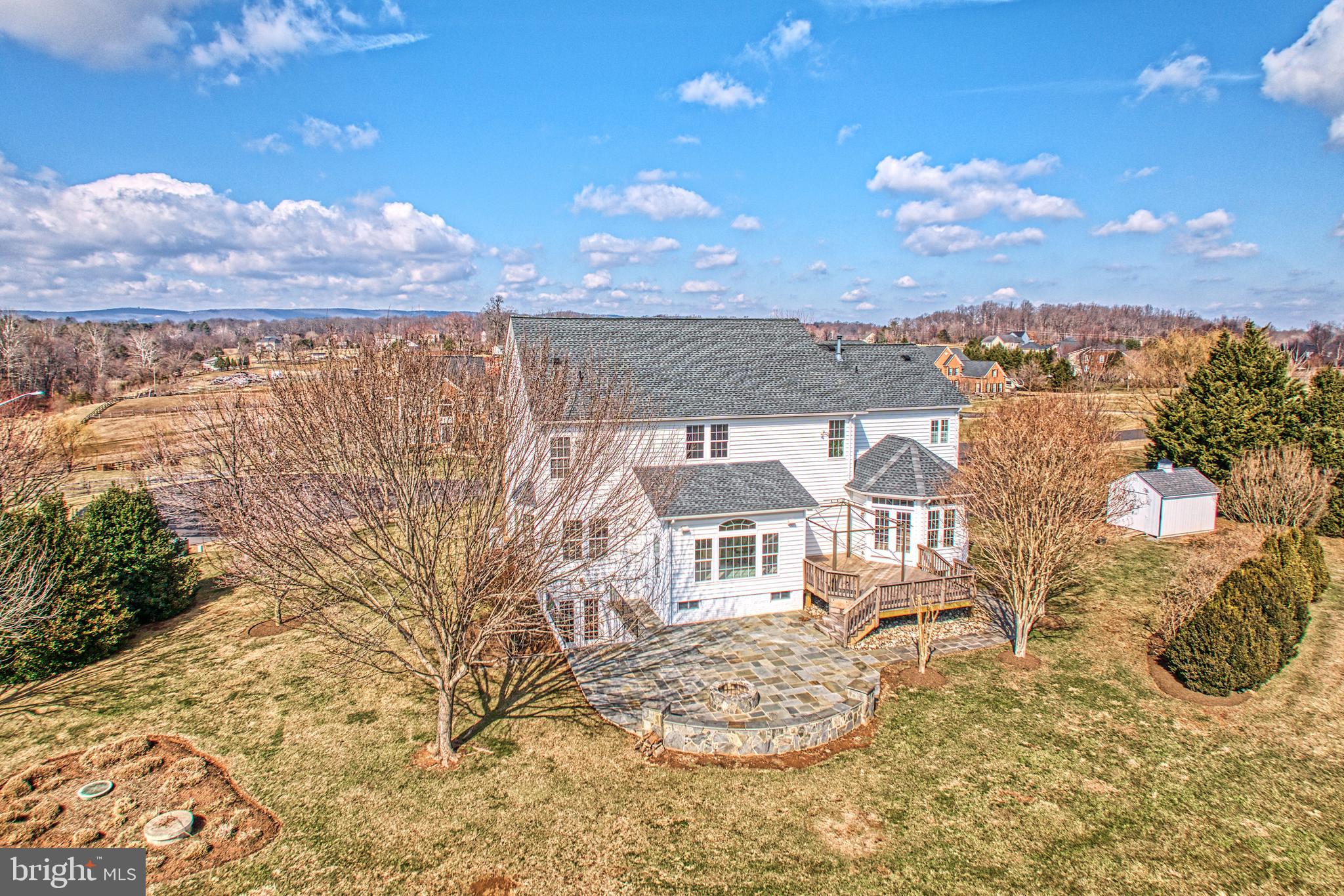 HOLLY RIDGE AT LAWNVALE - Residential