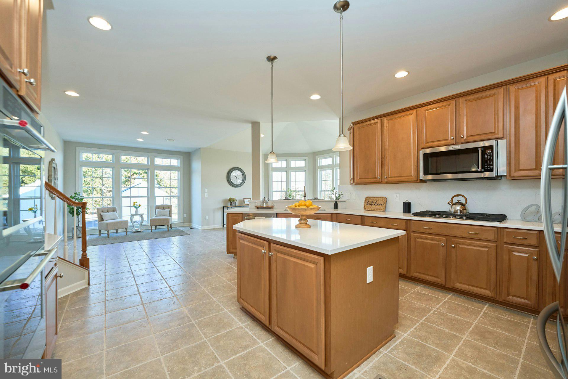 HOLLY RIDGE AT LAWNVALE - Residential