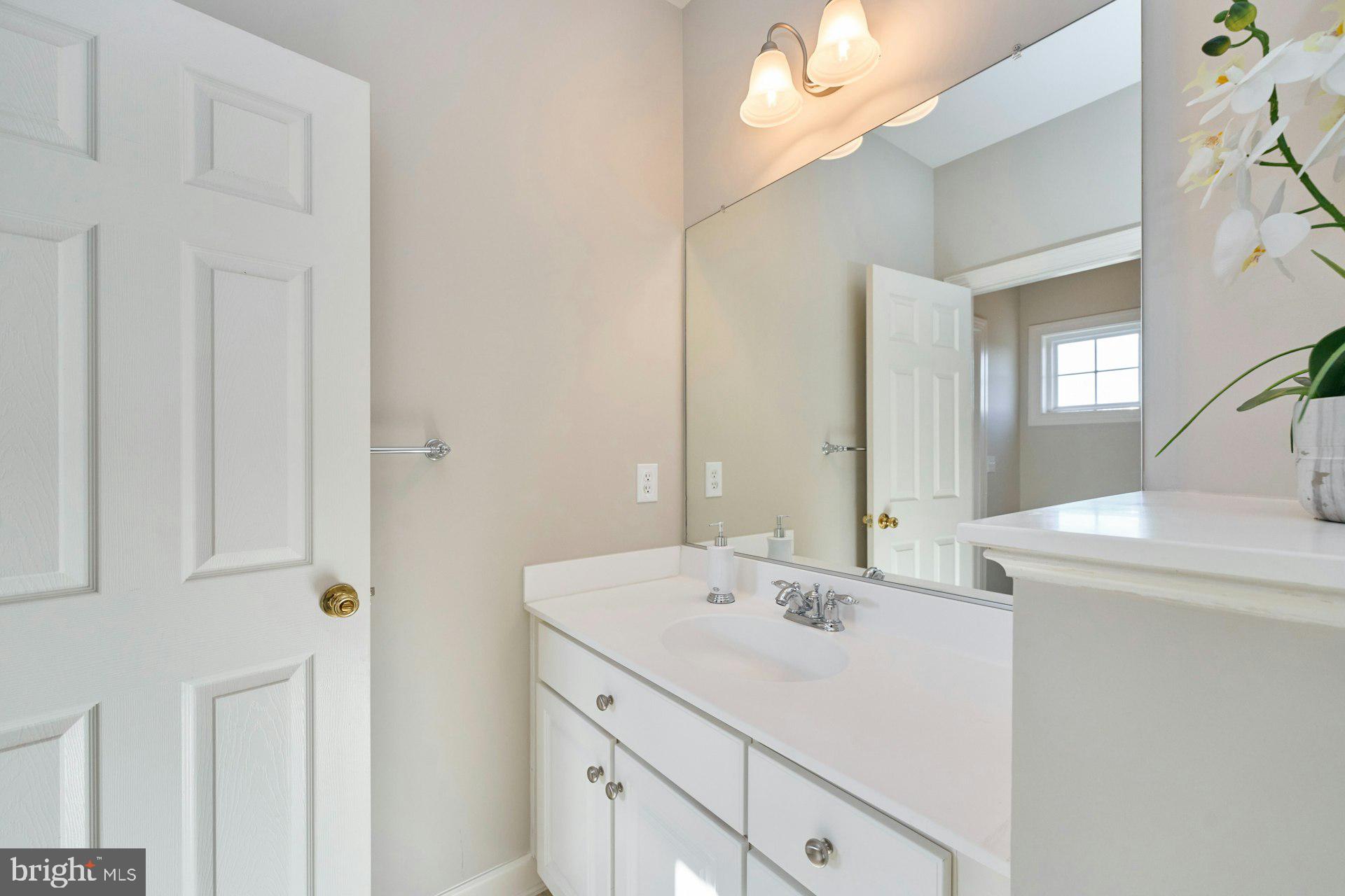 HOLLY RIDGE AT LAWNVALE - Residential