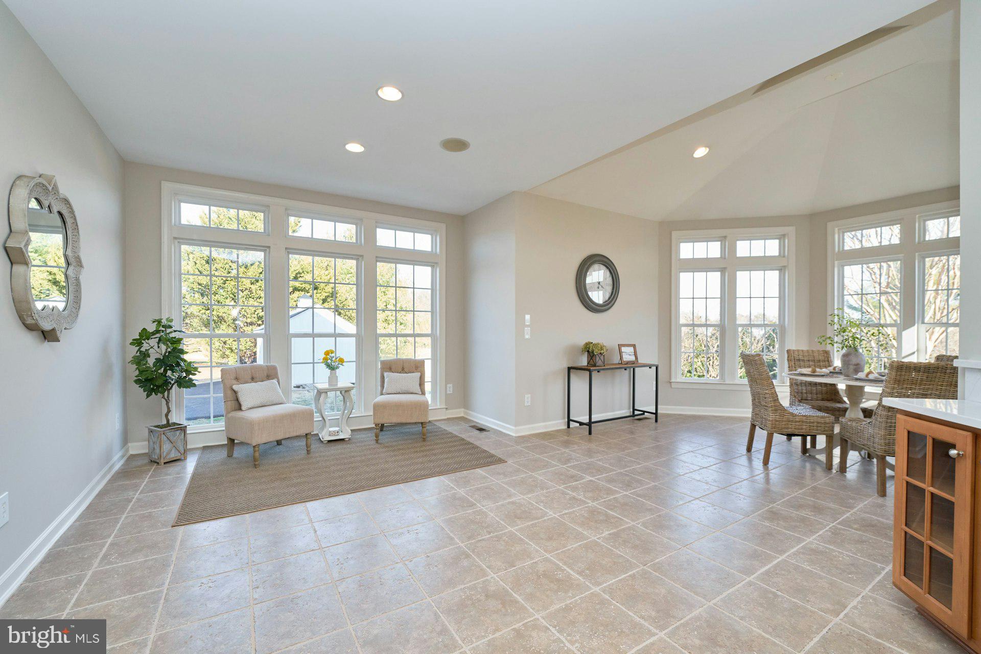 HOLLY RIDGE AT LAWNVALE - Residential