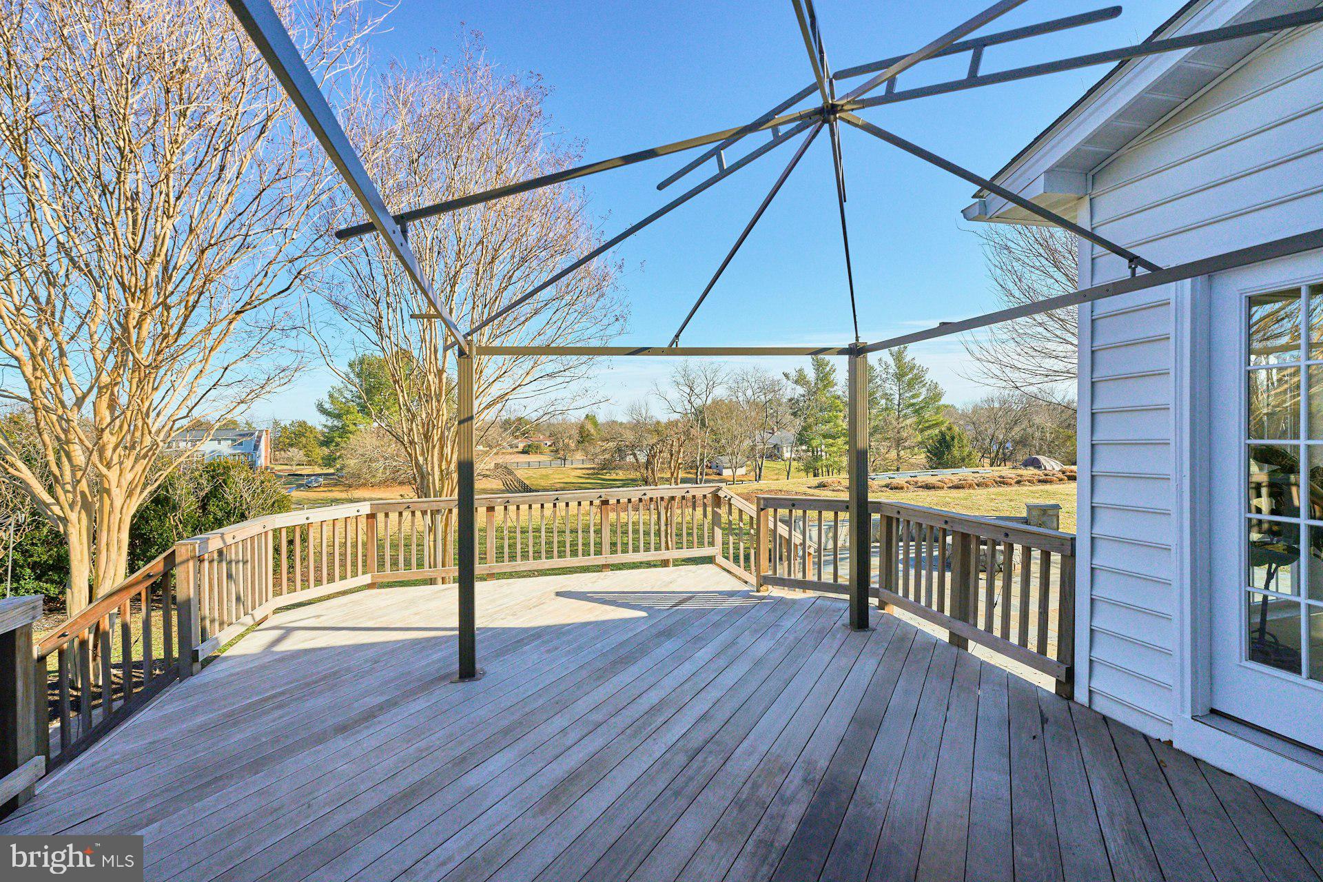 HOLLY RIDGE AT LAWNVALE - Residential