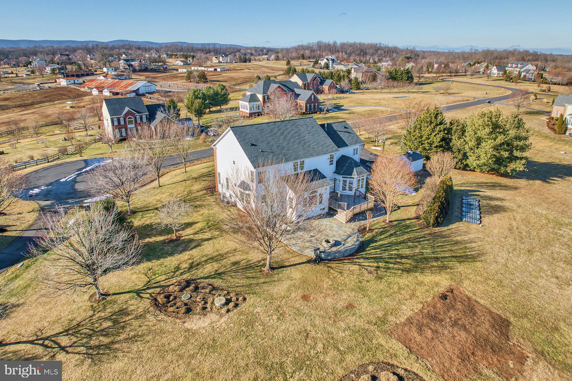 HOLLY RIDGE AT LAWNVALE - Residential