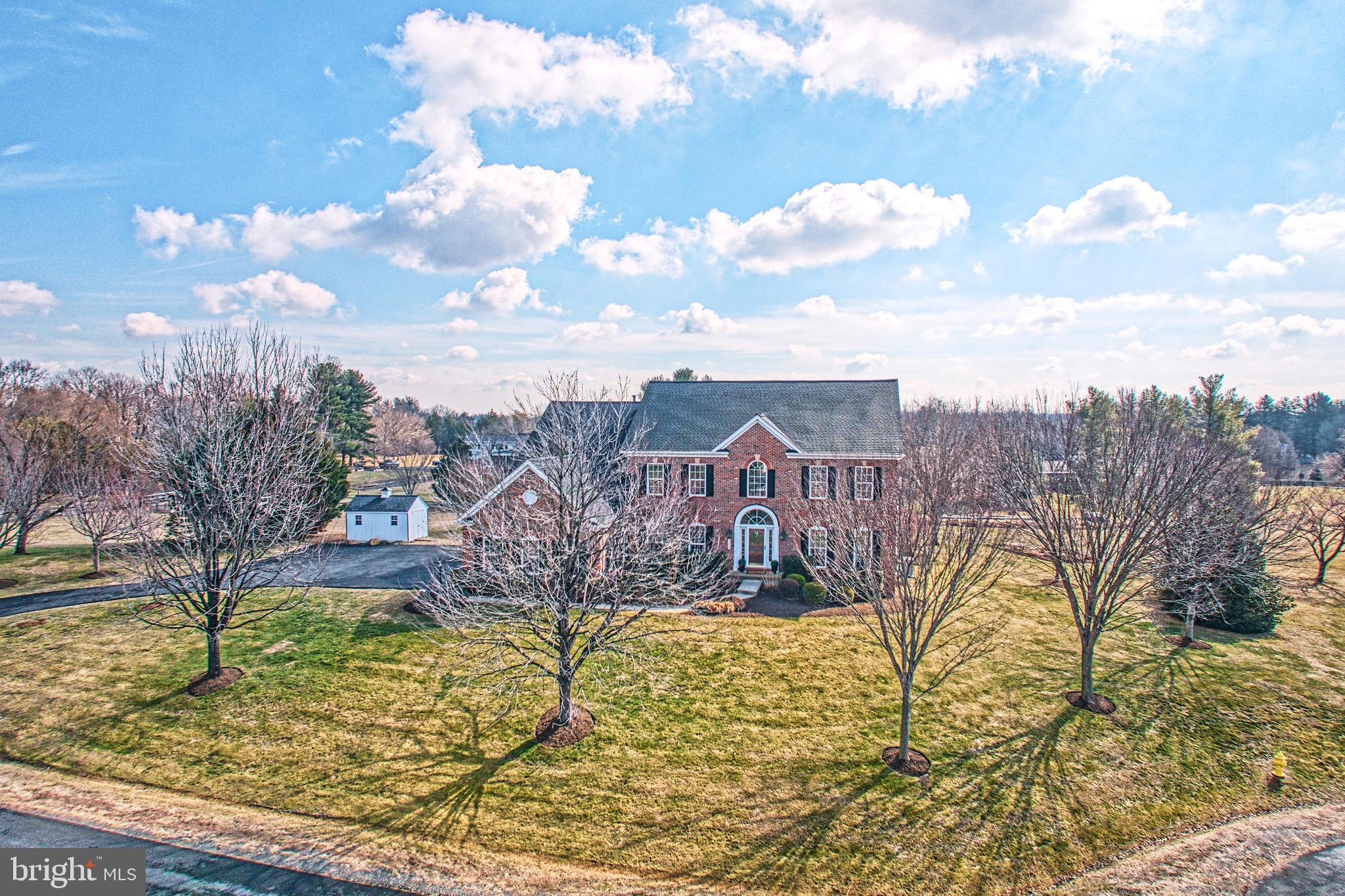 HOLLY RIDGE AT LAWNVALE - Residential