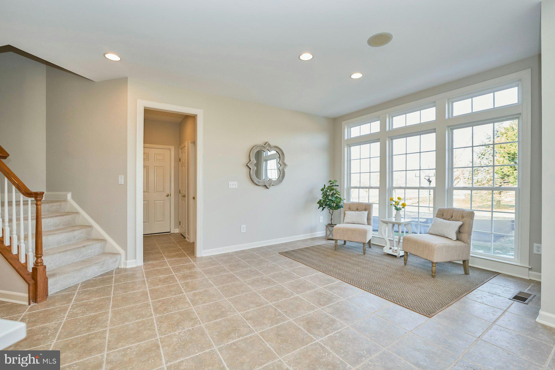 HOLLY RIDGE AT LAWNVALE - Residential