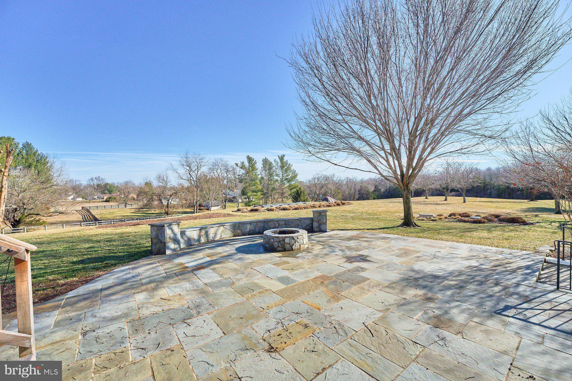 HOLLY RIDGE AT LAWNVALE - Residential