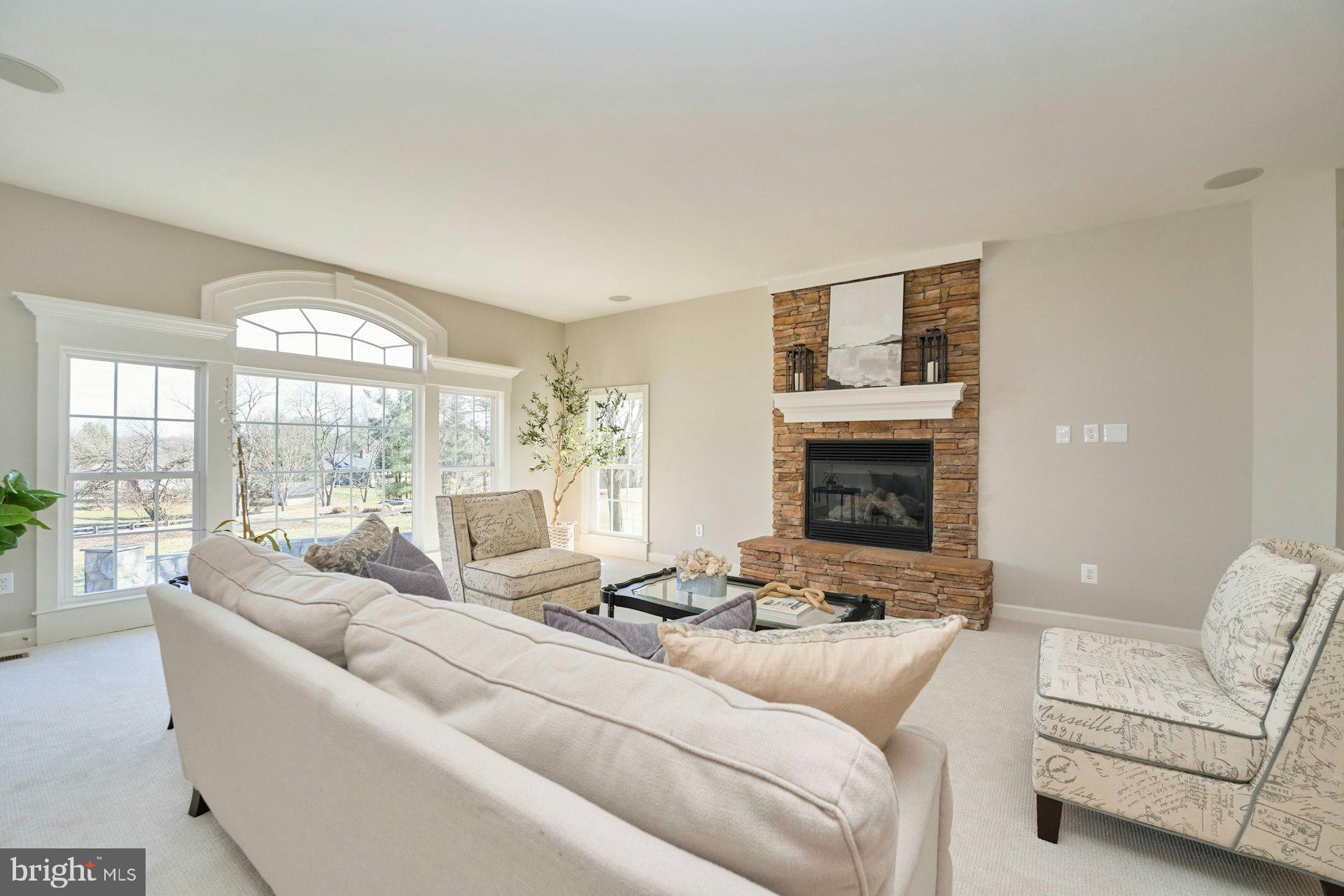 HOLLY RIDGE AT LAWNVALE - Residential