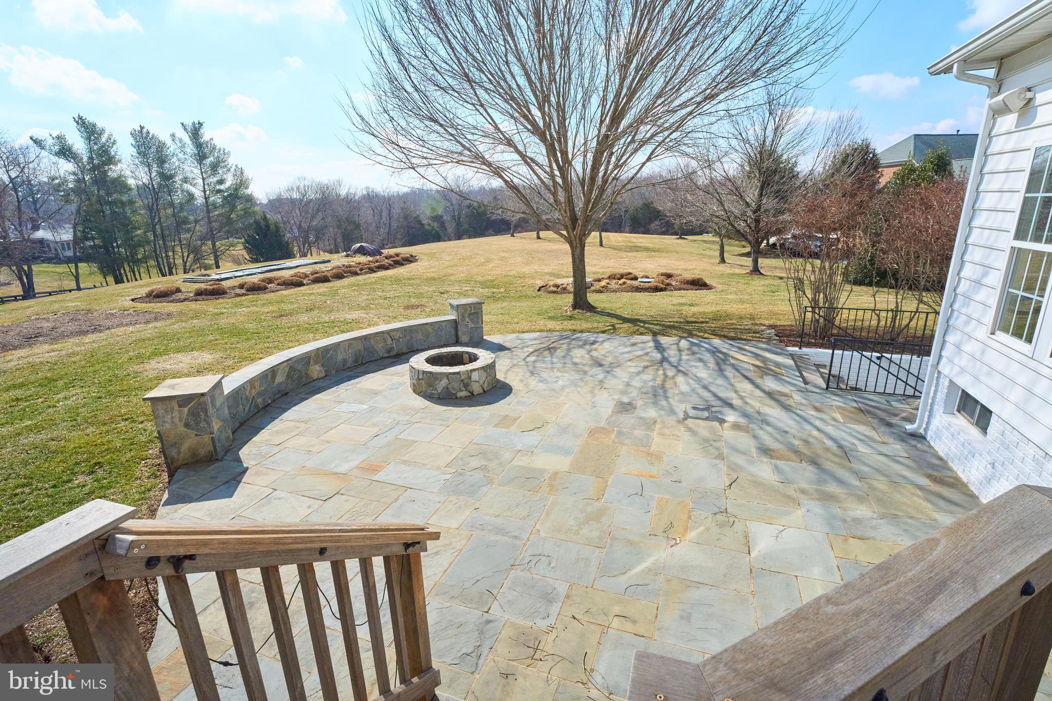 HOLLY RIDGE AT LAWNVALE - Residential