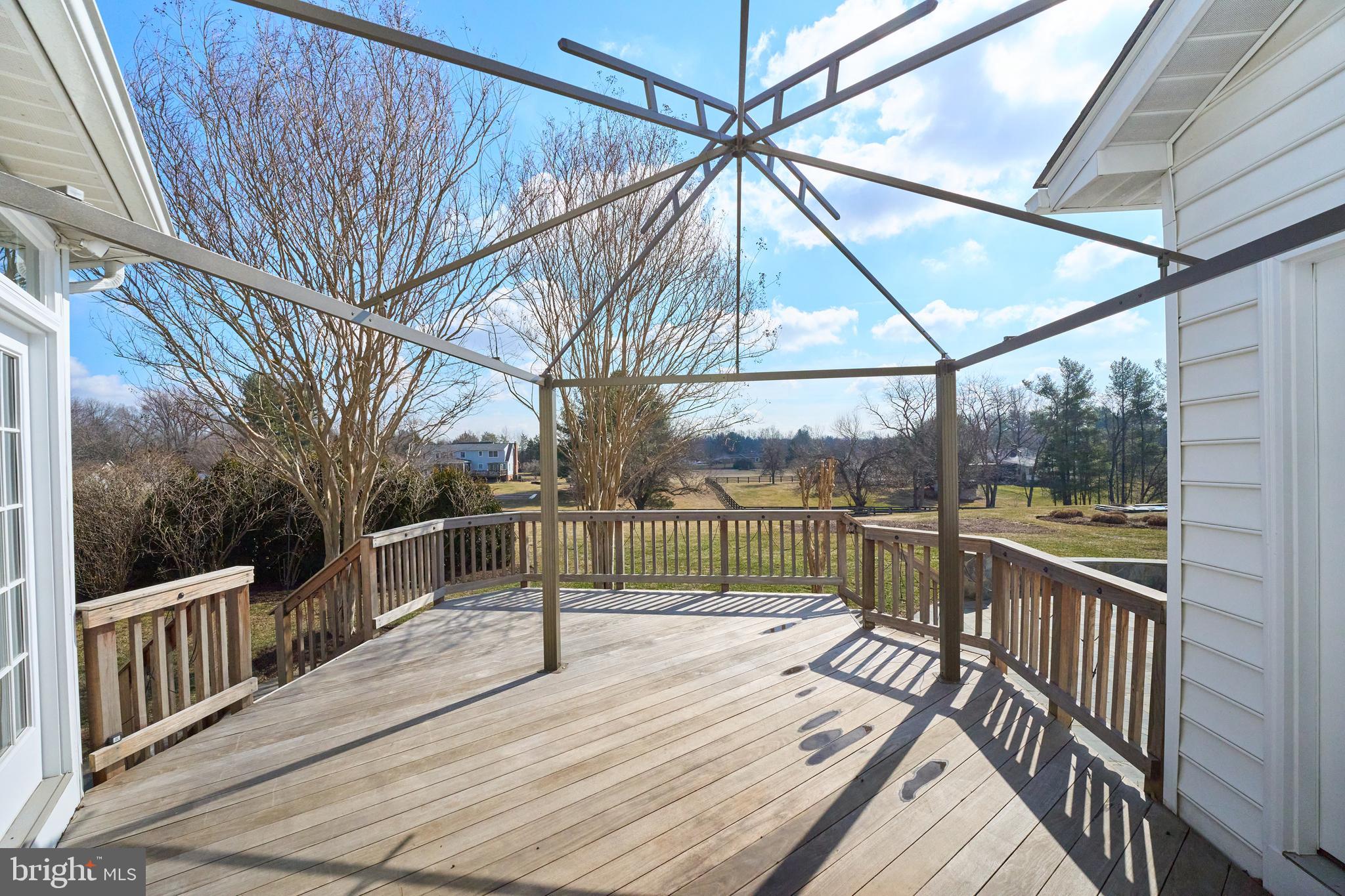 HOLLY RIDGE AT LAWNVALE - Residential