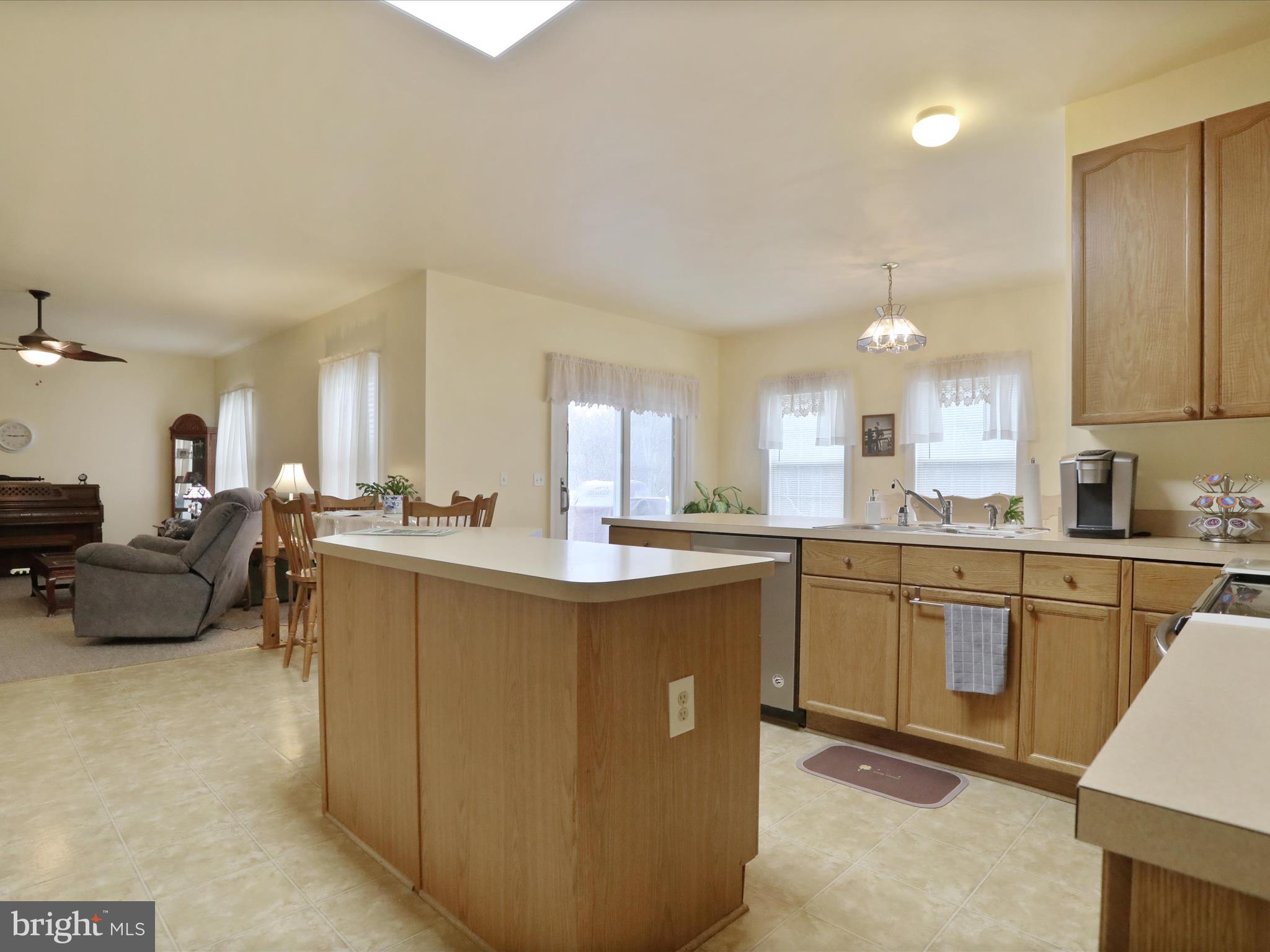 RIVERSIDE ON THE POTOMAC - Residential