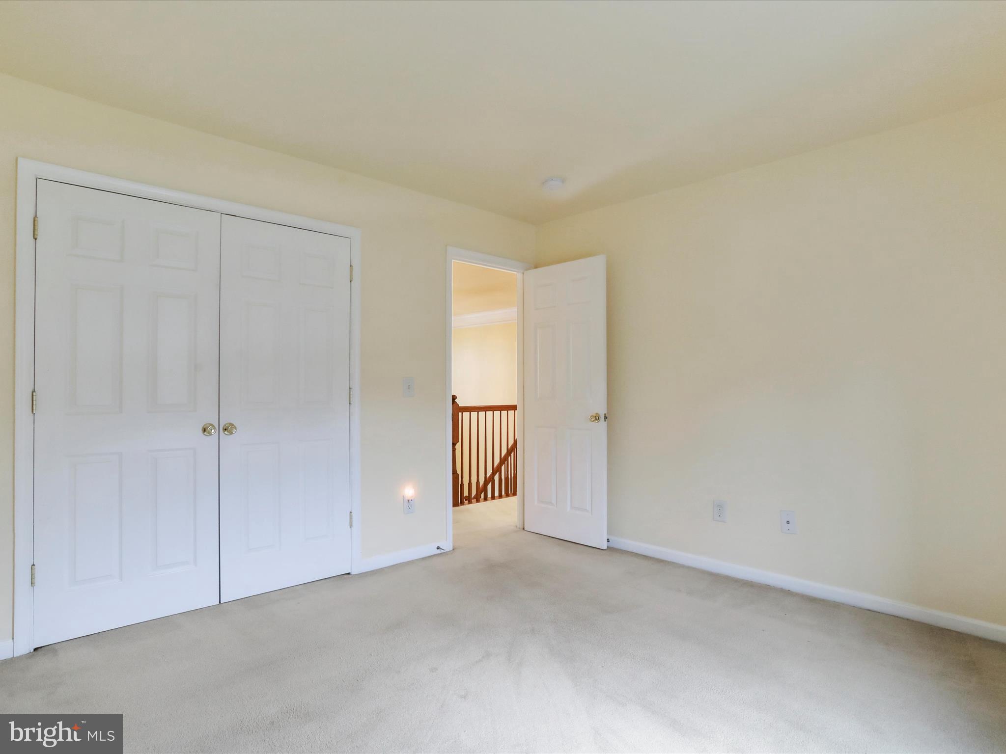 RIVERSIDE ON THE POTOMAC - Residential