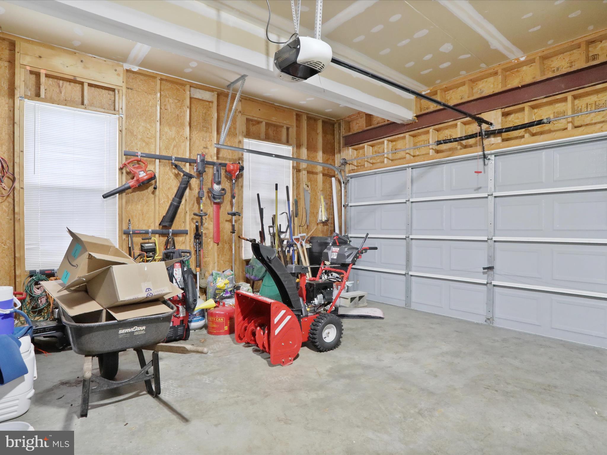 RIVERSIDE ON THE POTOMAC - Residential