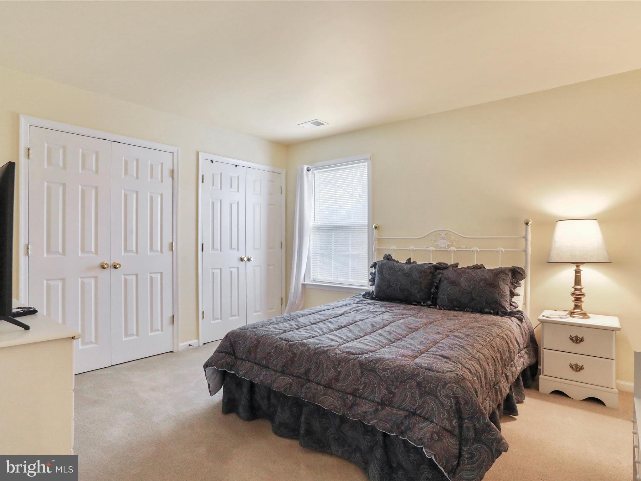 RIVERSIDE ON THE POTOMAC - Residential