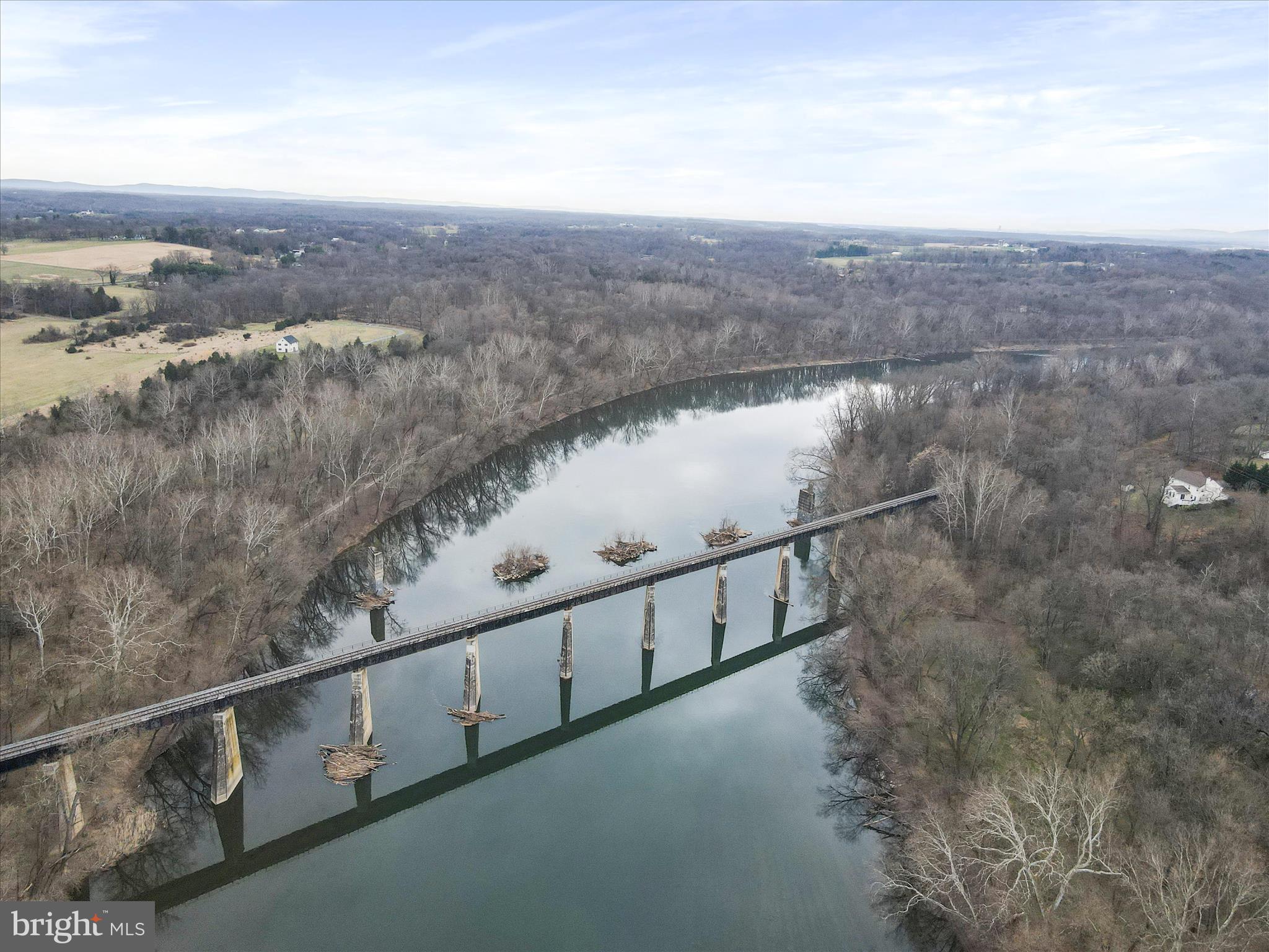 RIVERSIDE ON THE POTOMAC - Residential