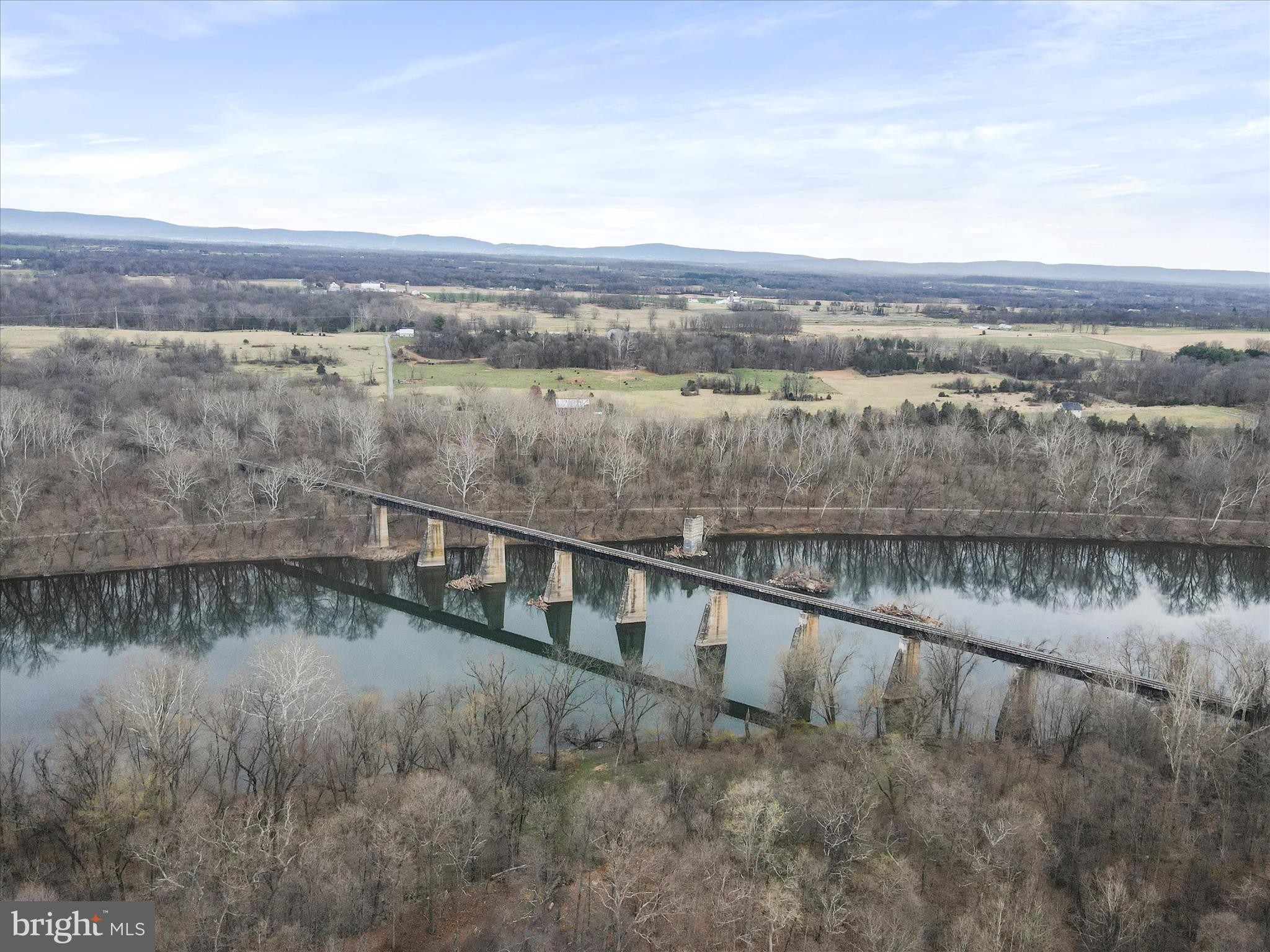 RIVERSIDE ON THE POTOMAC - Residential