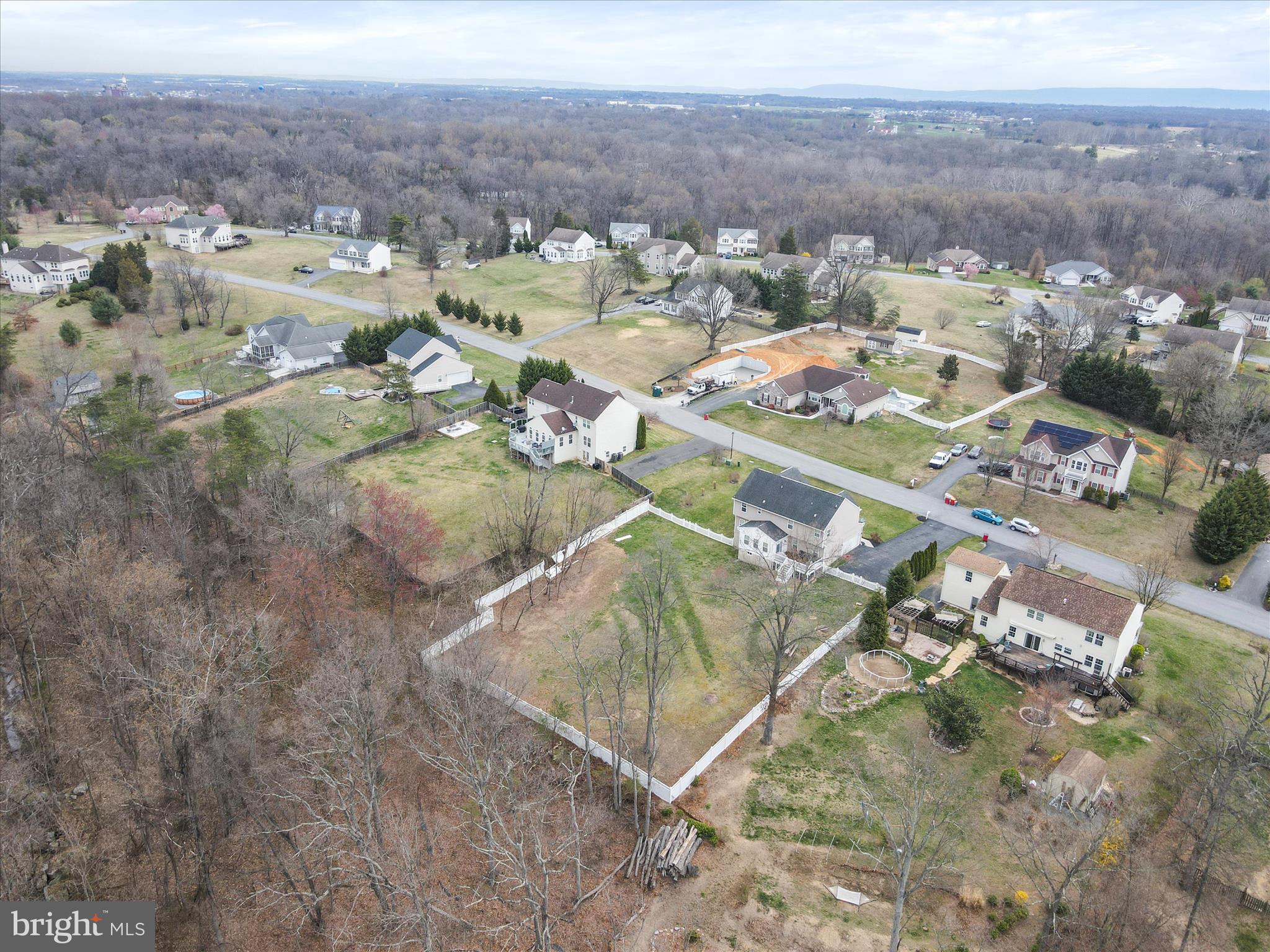 RIVERSIDE ON THE POTOMAC - Residential
