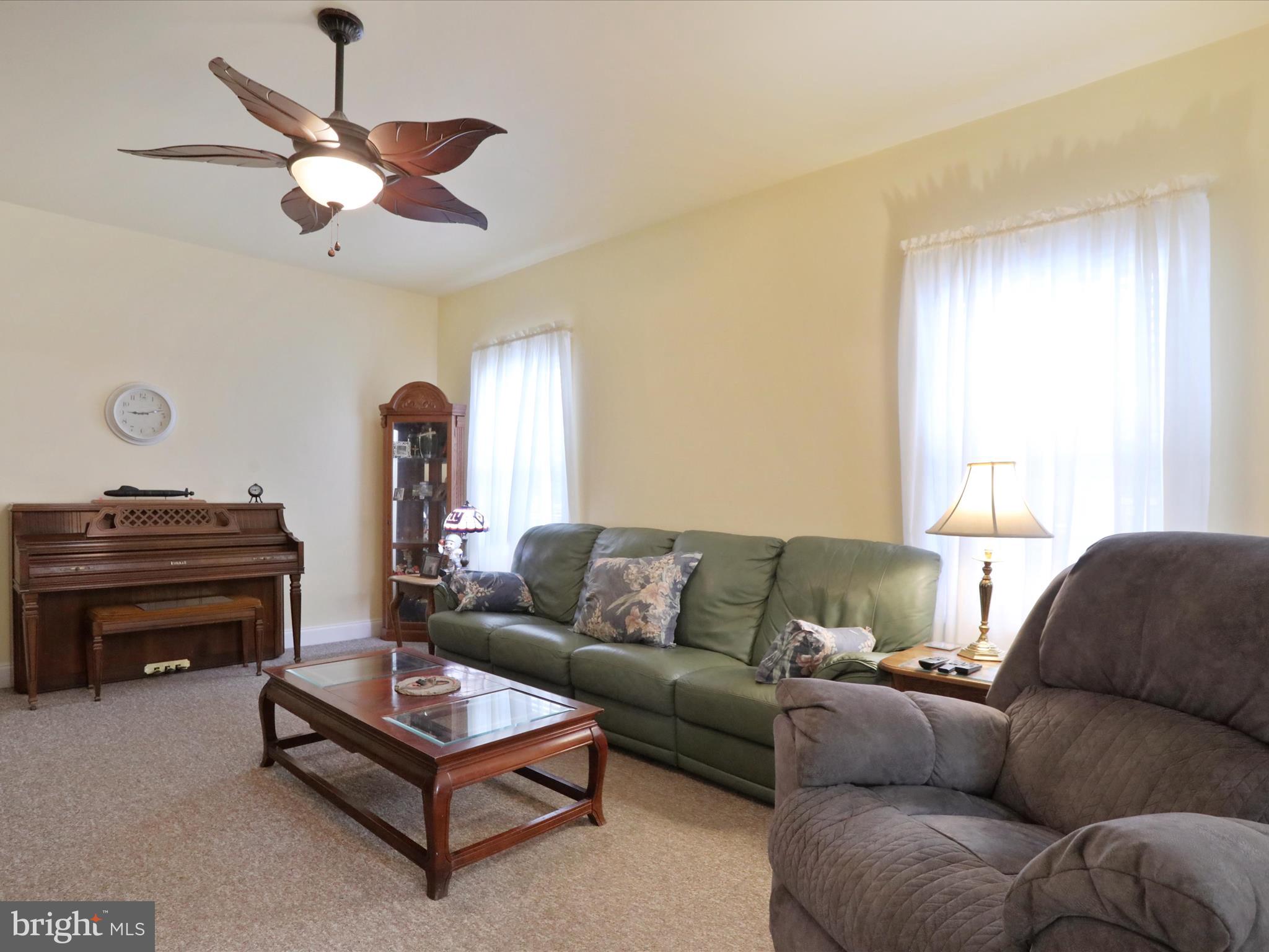 RIVERSIDE ON THE POTOMAC - Residential