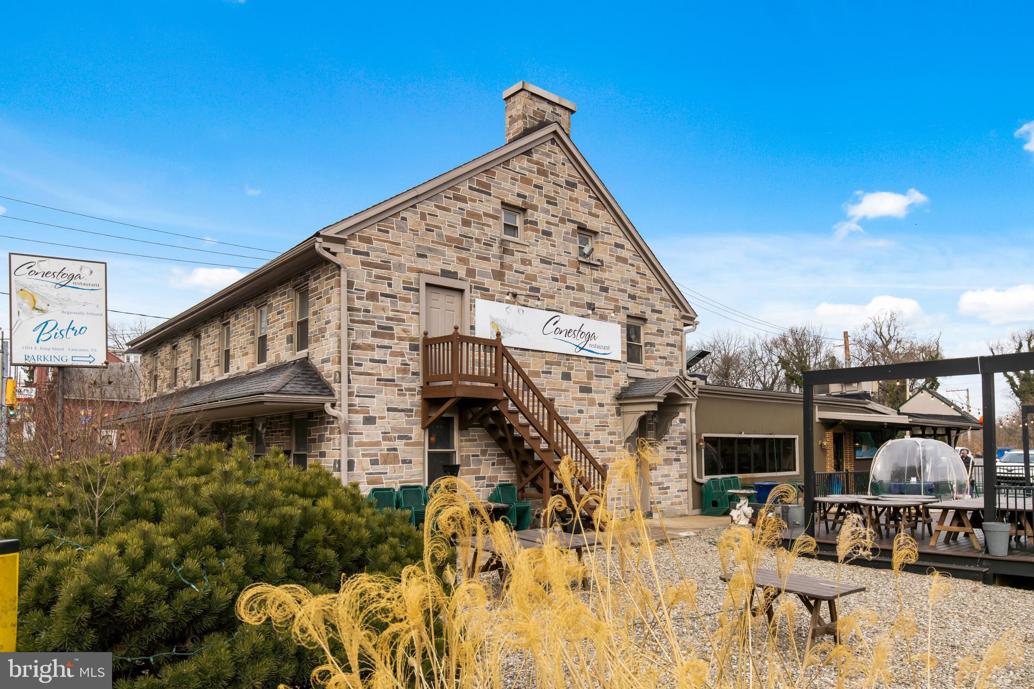 LANCASTER - Commercial Sale