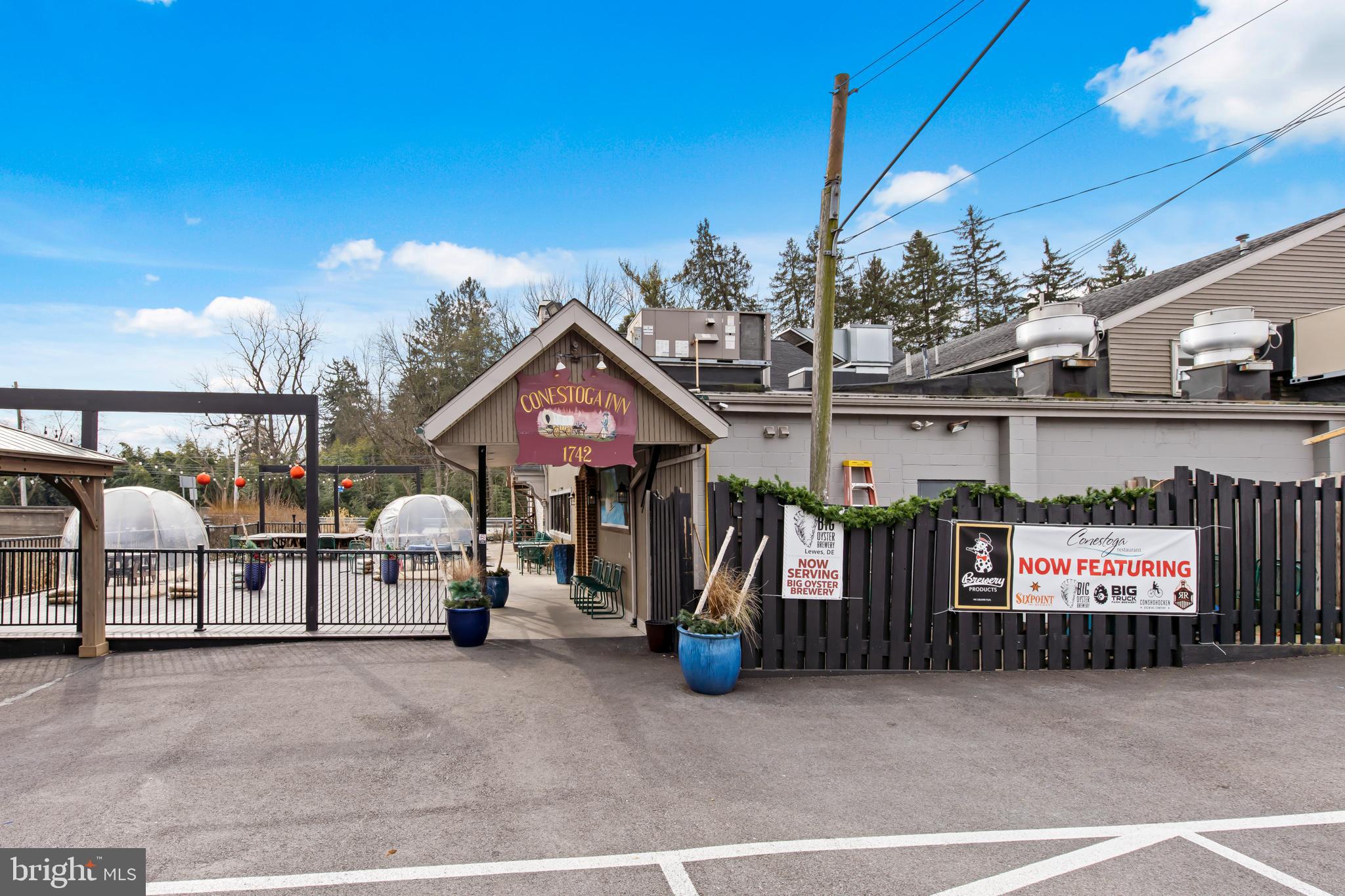 LANCASTER - Commercial Sale